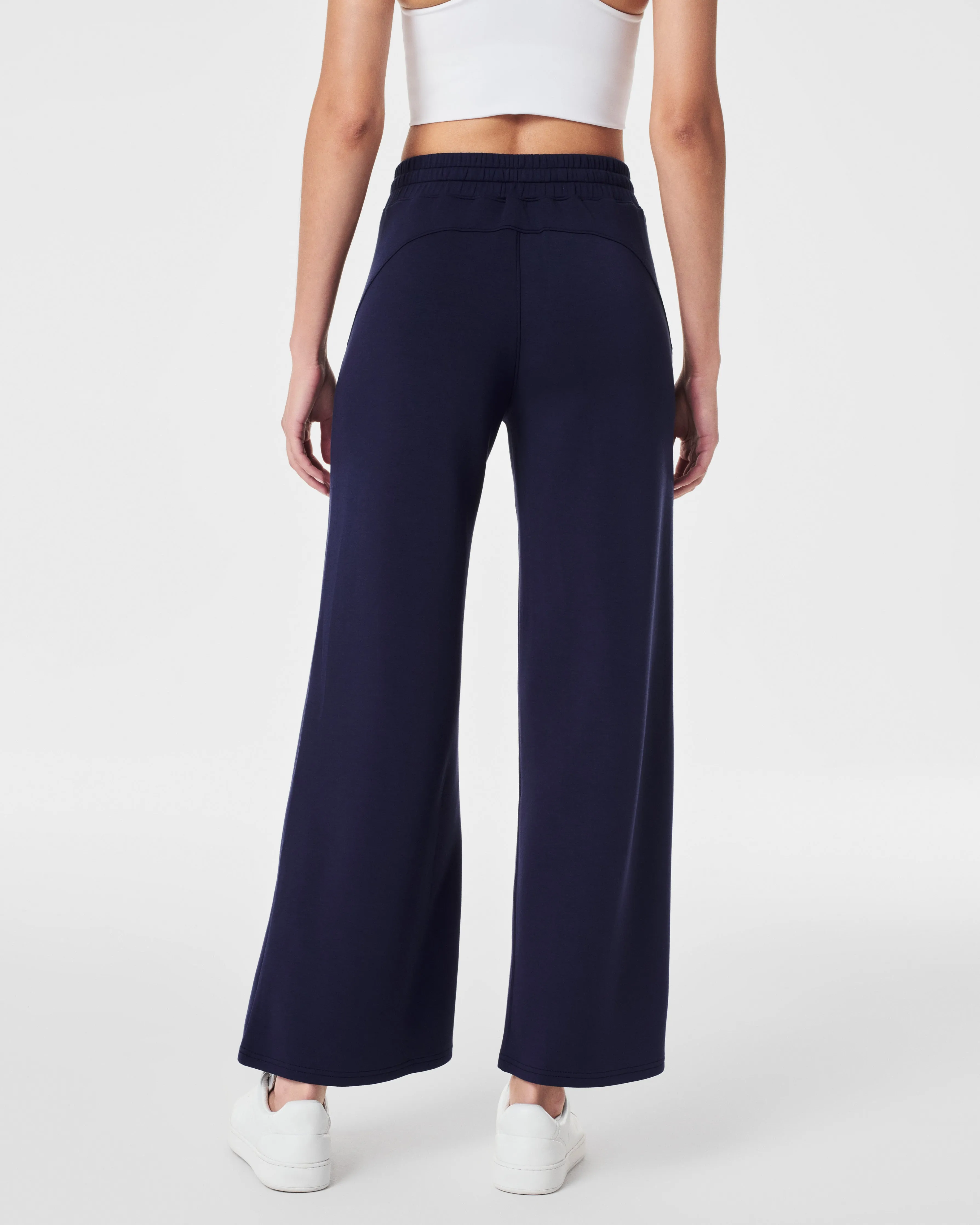 SPANX AirEssentials® Cropped Wide Leg Pant sold by SPANX product image thumbnail 5
