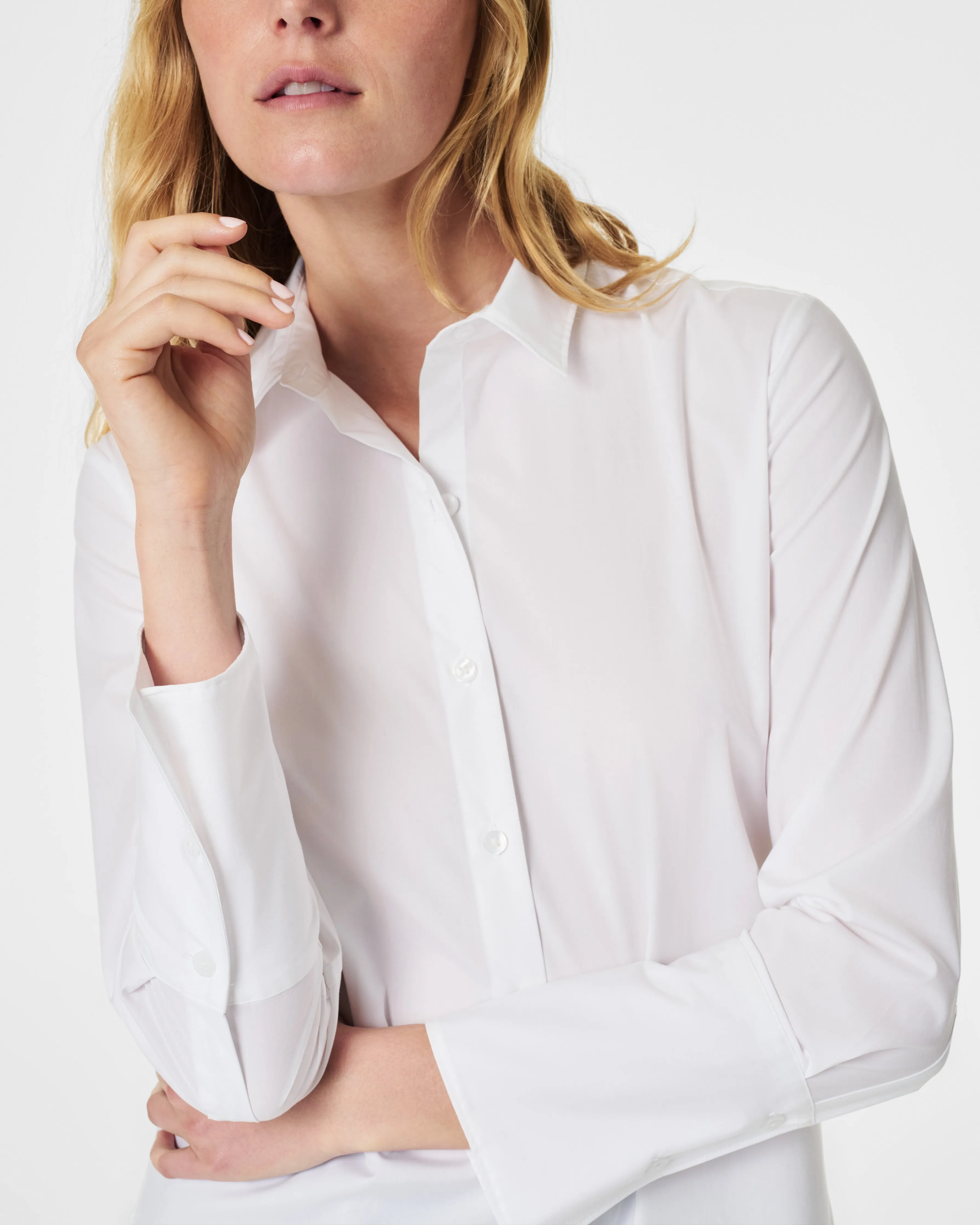 SPANX® Poplin Fitted Button-Down Shirt sold by SPANX product image thumbnail 3