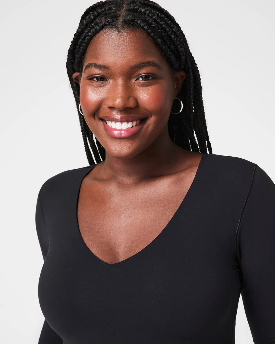 SPANX® Fit-To-You Long Sleeve V-Neck Top sold by SPANX product image thumbnail 3