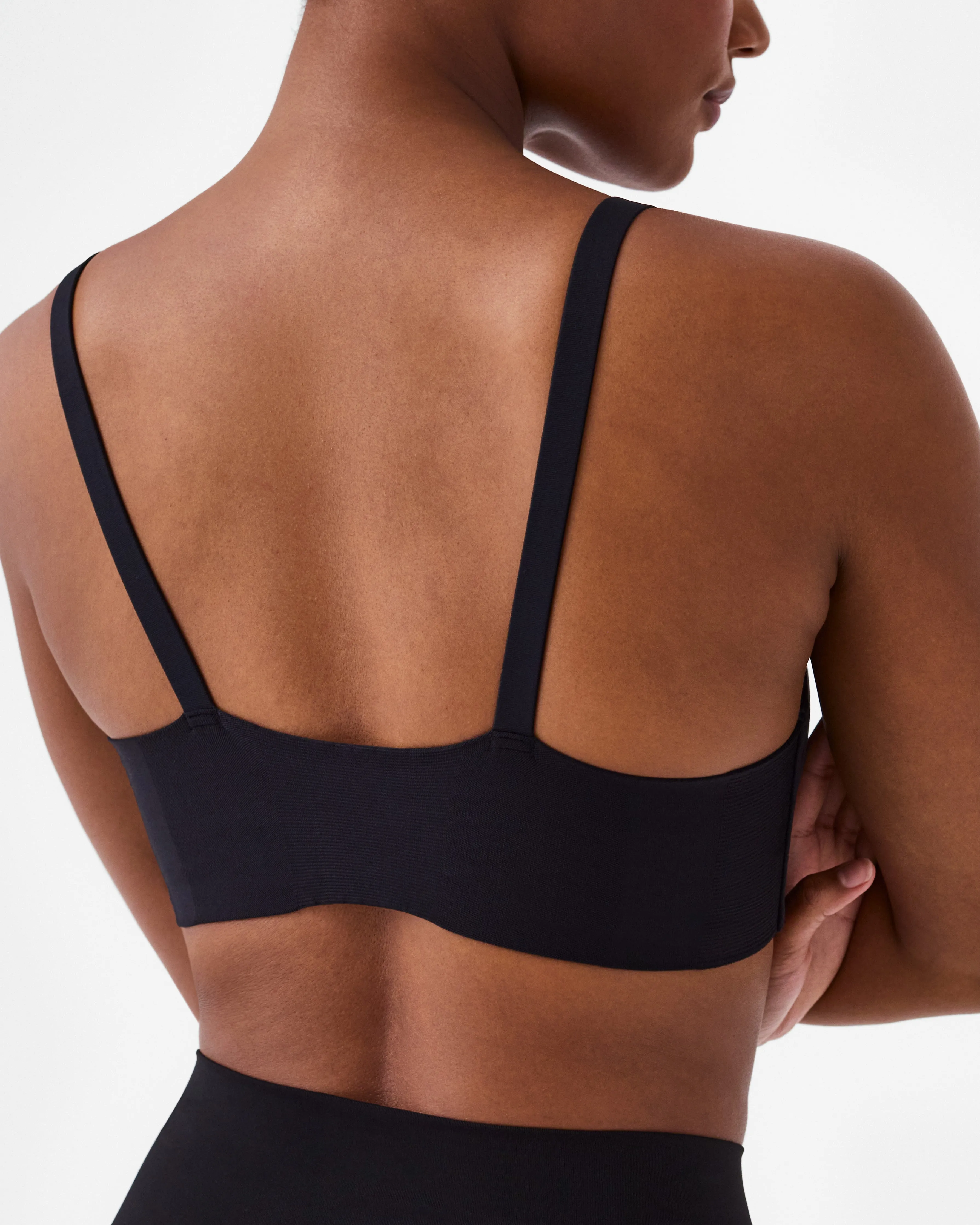 SPANXsmooth™ Bra-llelujah!® Adjustable Plunge Wireless Lift Bra sold by SPANX product image thumbnail 4