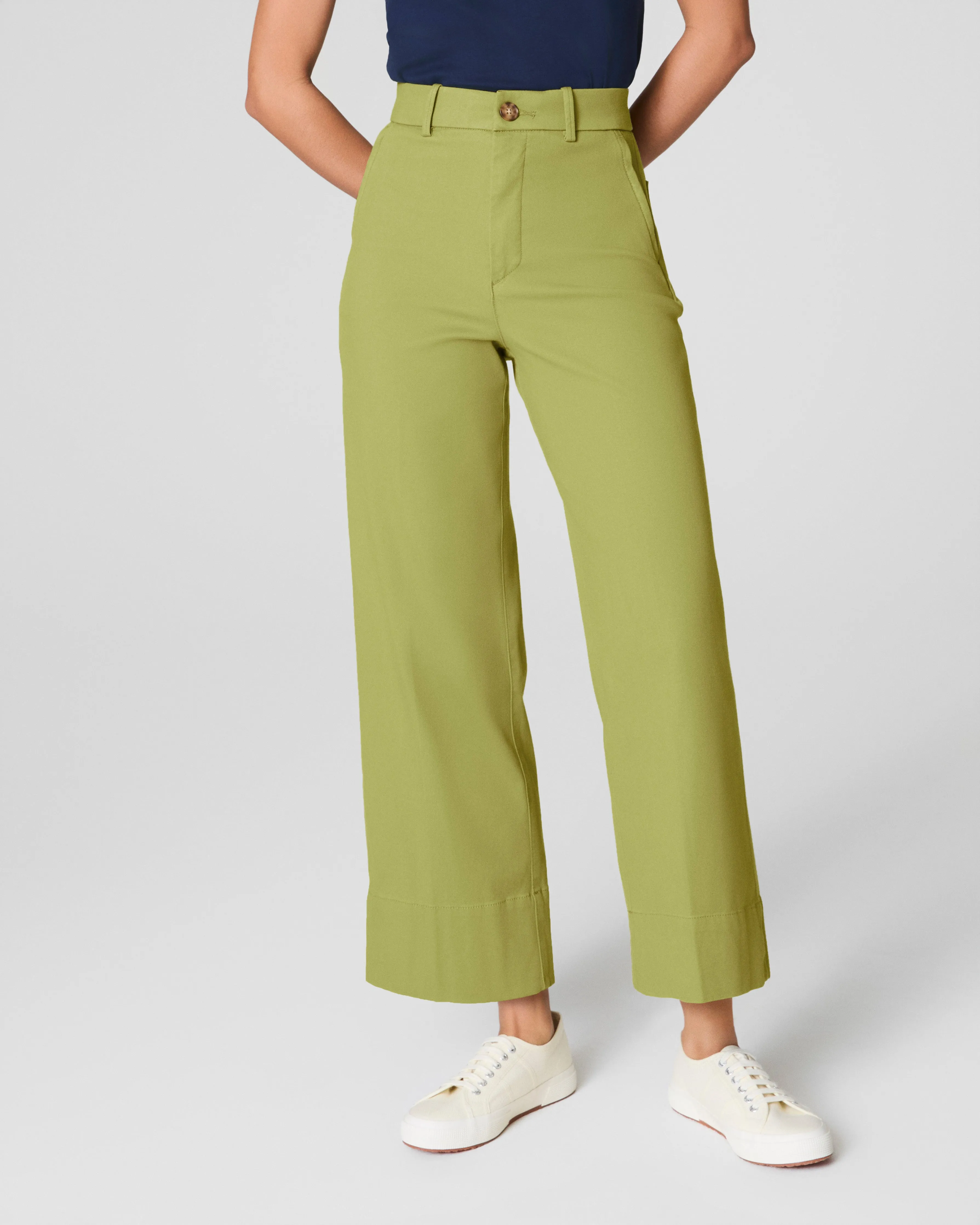SPANXsupersmooth™ Stretch Twill Cropped Wide Leg Pant sold by SPANX product image thumbnail 2