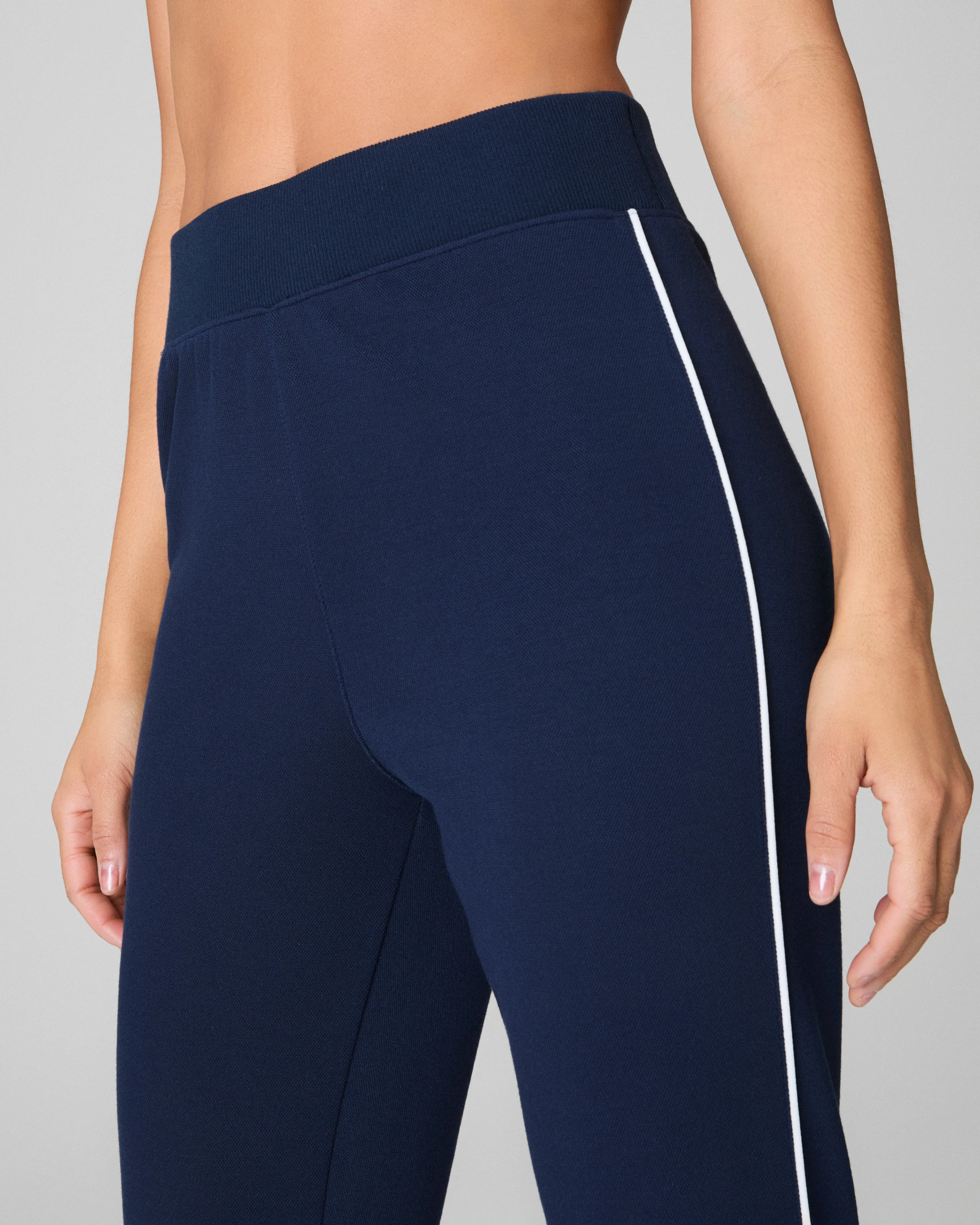 SPANX AirEssentials® Pique Flare Pant sold by SPANX product image thumbnail 4