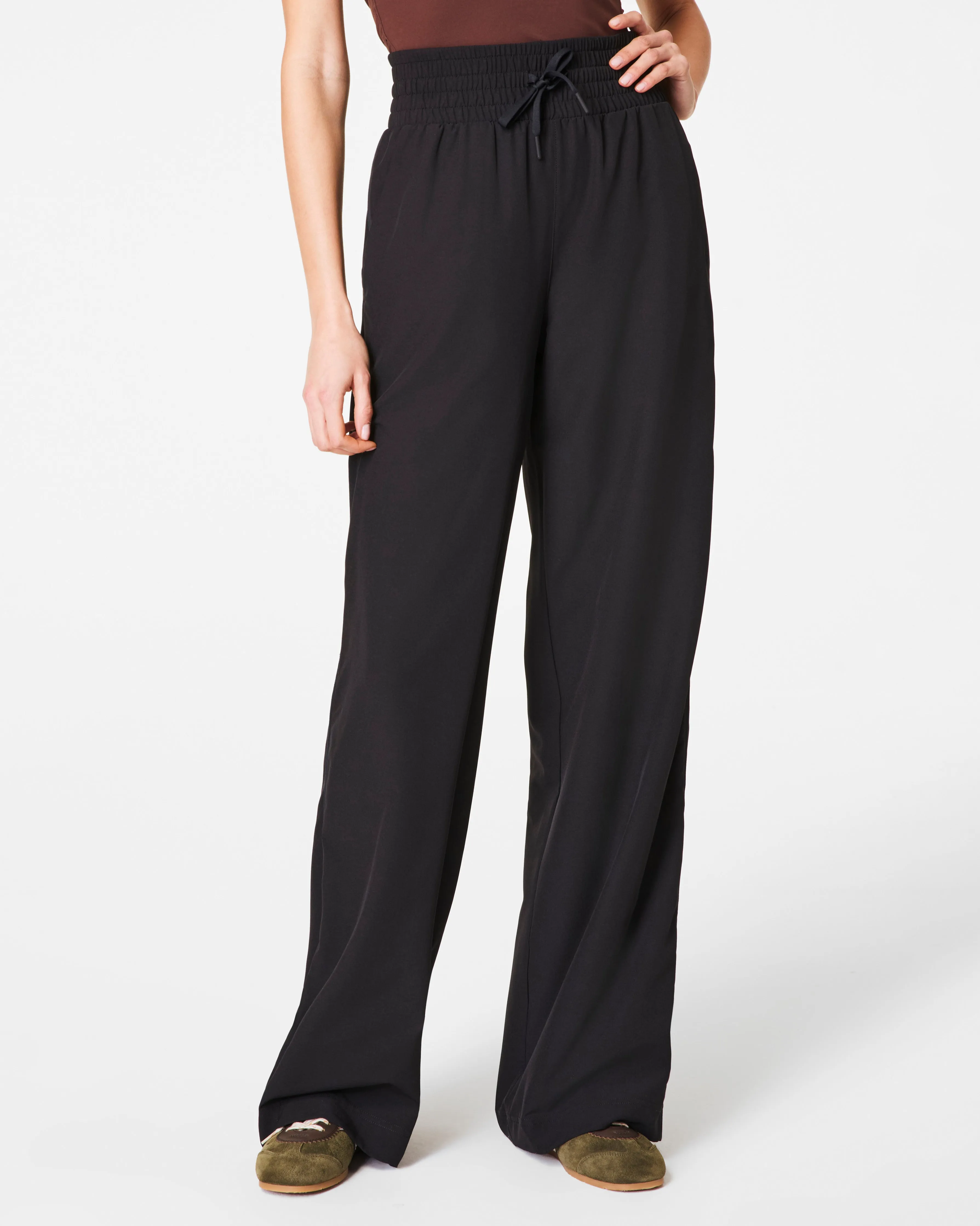 SPANXsmooth™ On the Move Wide Leg Pant sold by SPANX product image thumbnail 2