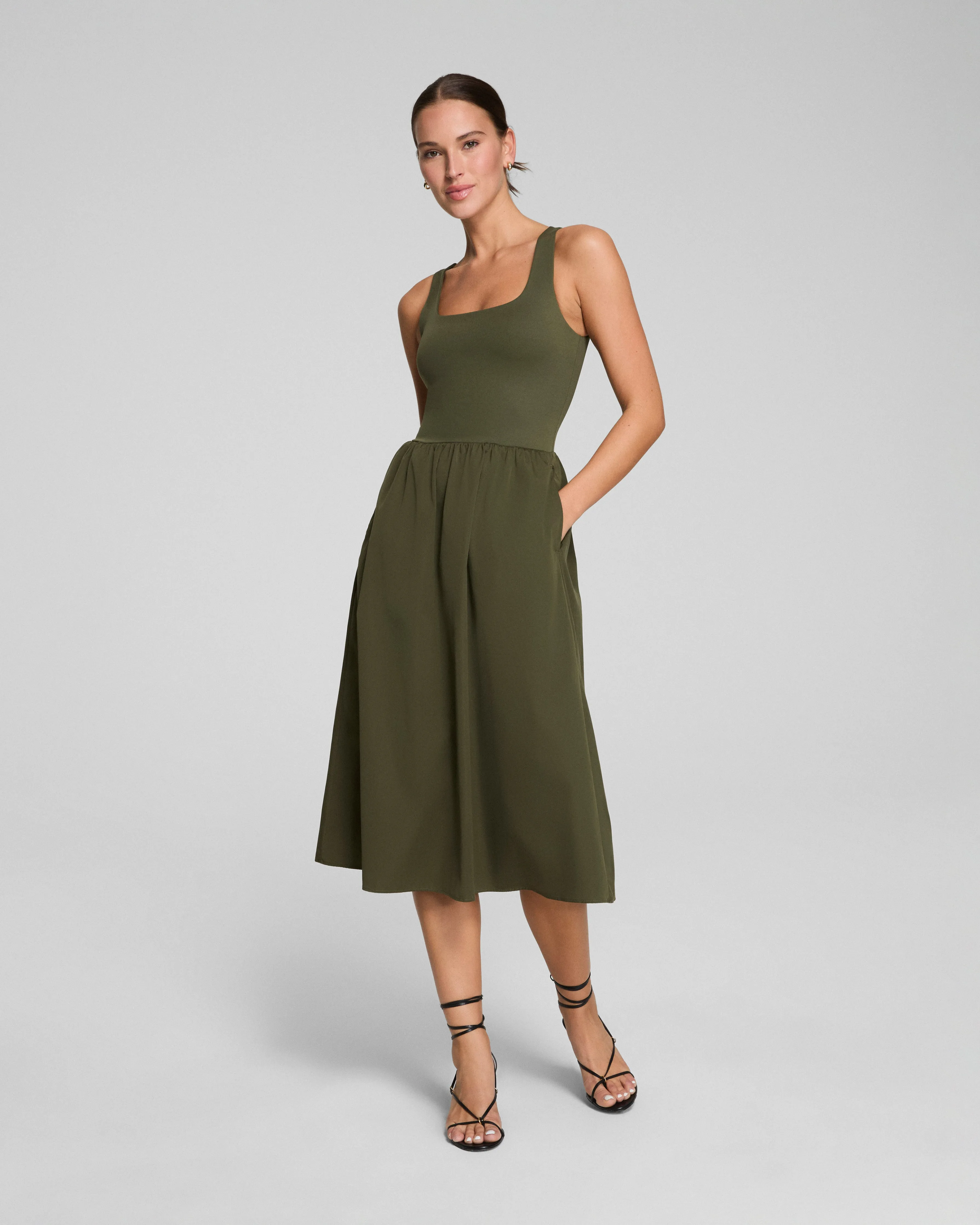 SPANXsmooth™ Jersey Scoop Neck Tank Midi Dress sold by SPANX product image thumbnail 5