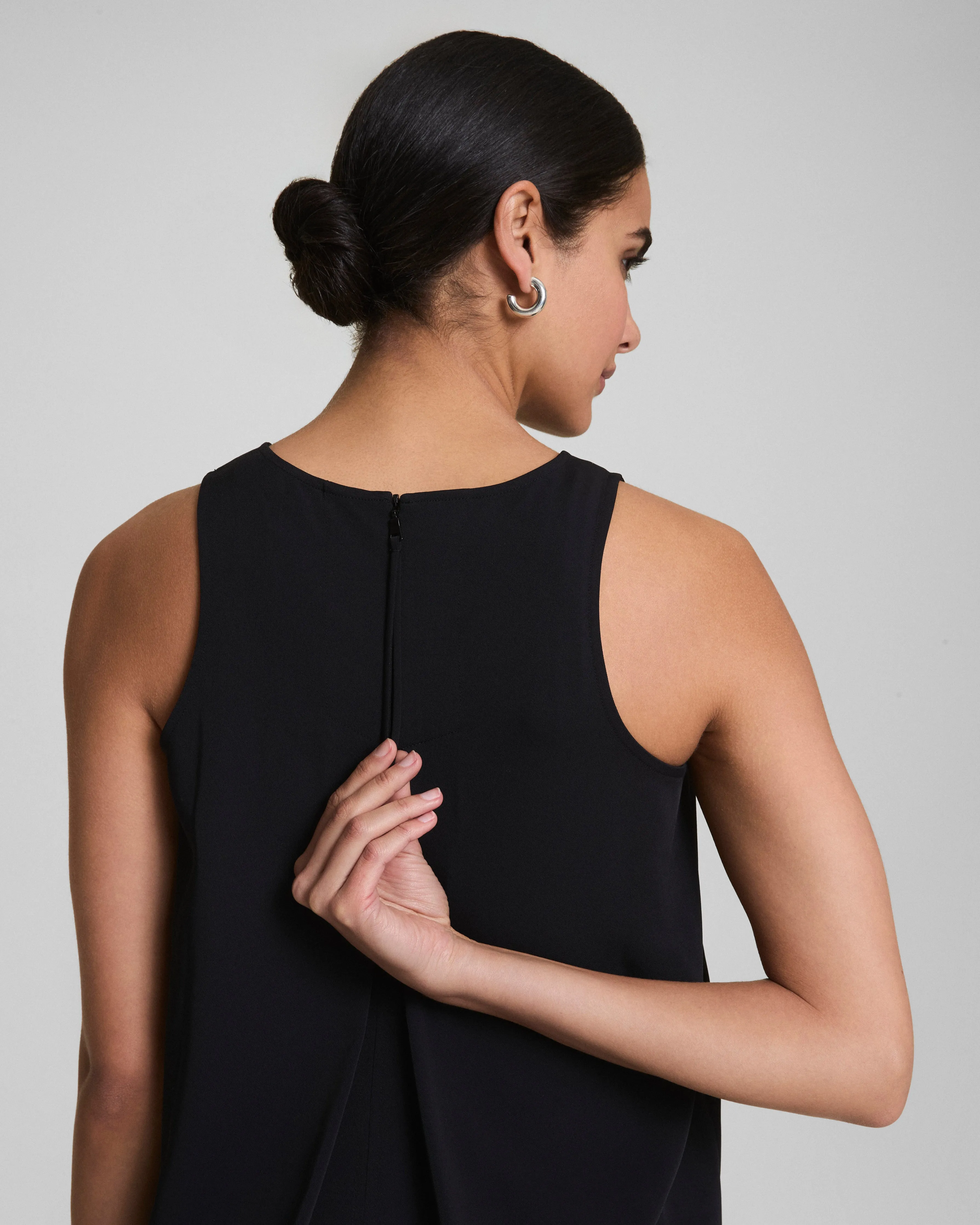 SPANX® CarryOn Tank Top sold by SPANX product image thumbnail 4