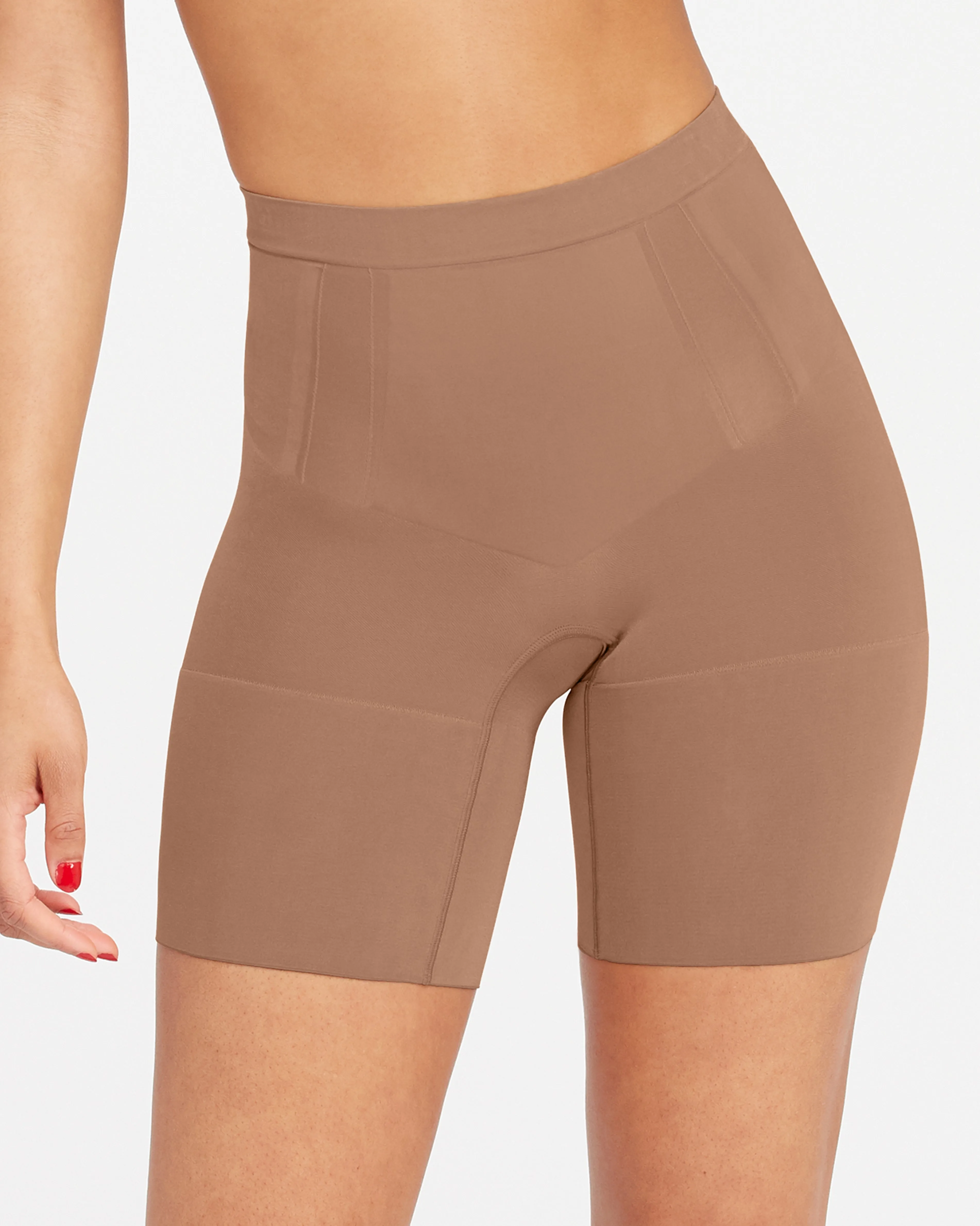 SPANXsculpt™ OnCore Mid-Thigh Short sold by SPANX product image thumbnail 2
