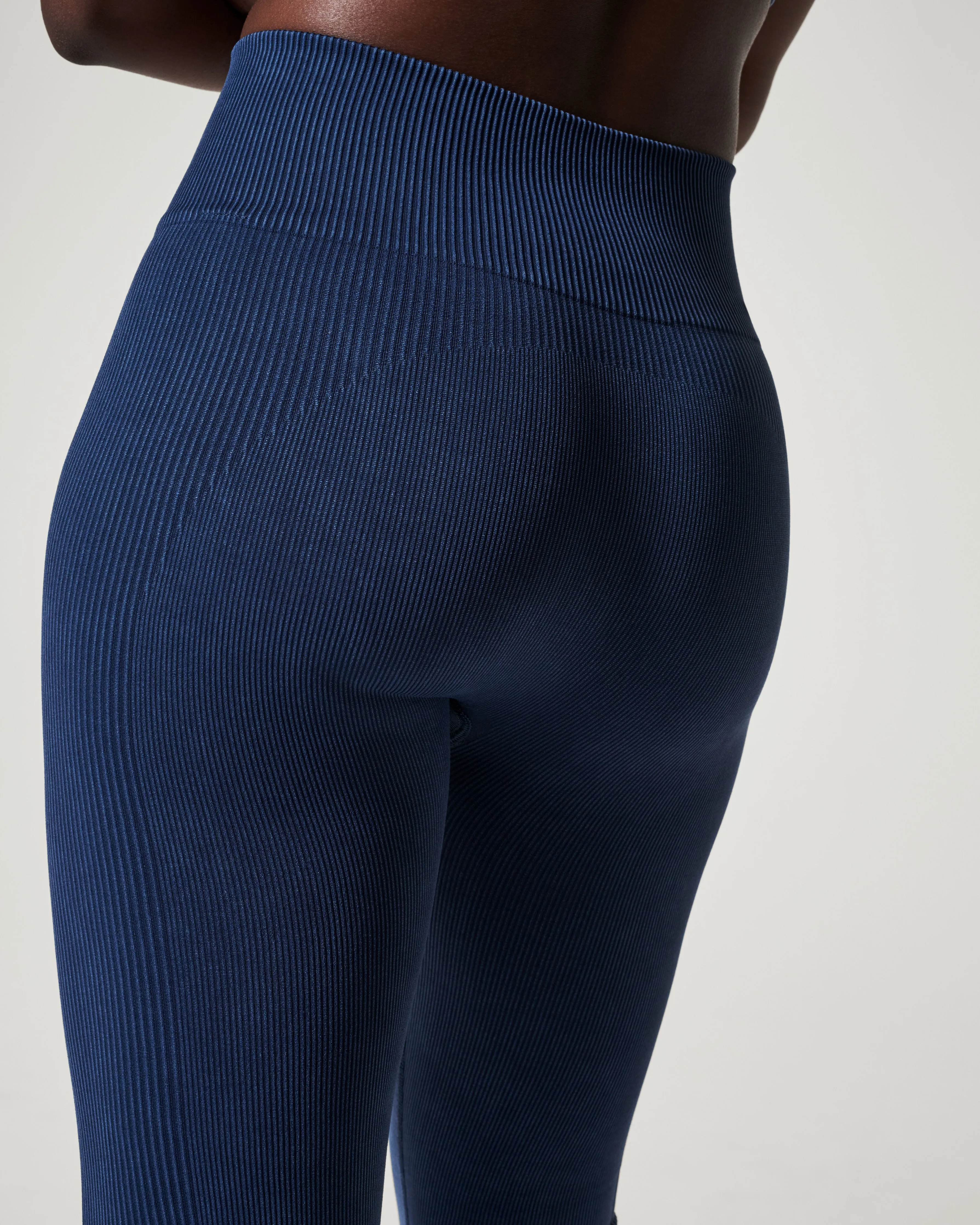 Soft Stretch Seamless Leggings sold by SPANX product image thumbnail 4