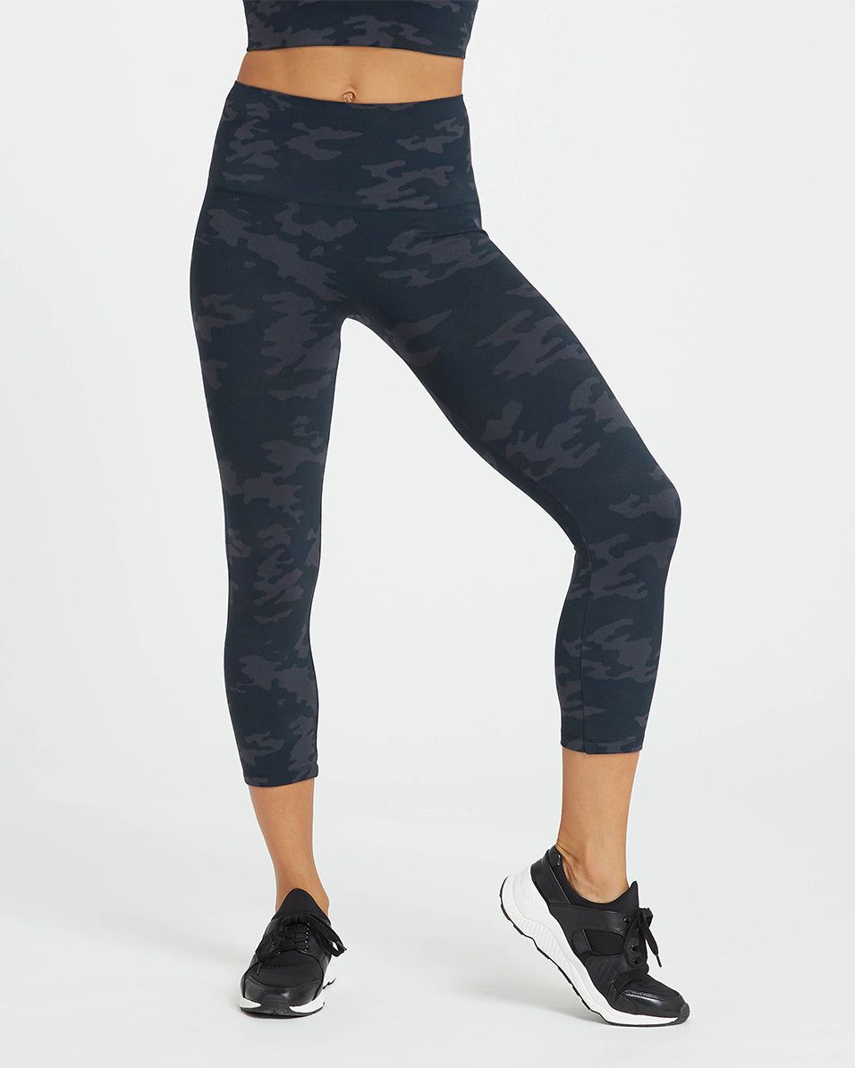 Look at Me Now Seamless Cropped Leggings sold by SPANX product image thumbnail 5