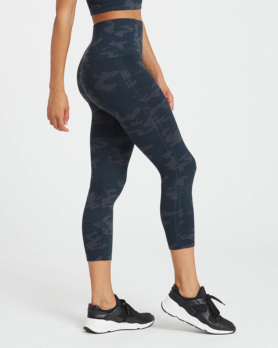 Look at Me Now Seamless Cropped Leggings sold by SPANX product image thumbnail 6