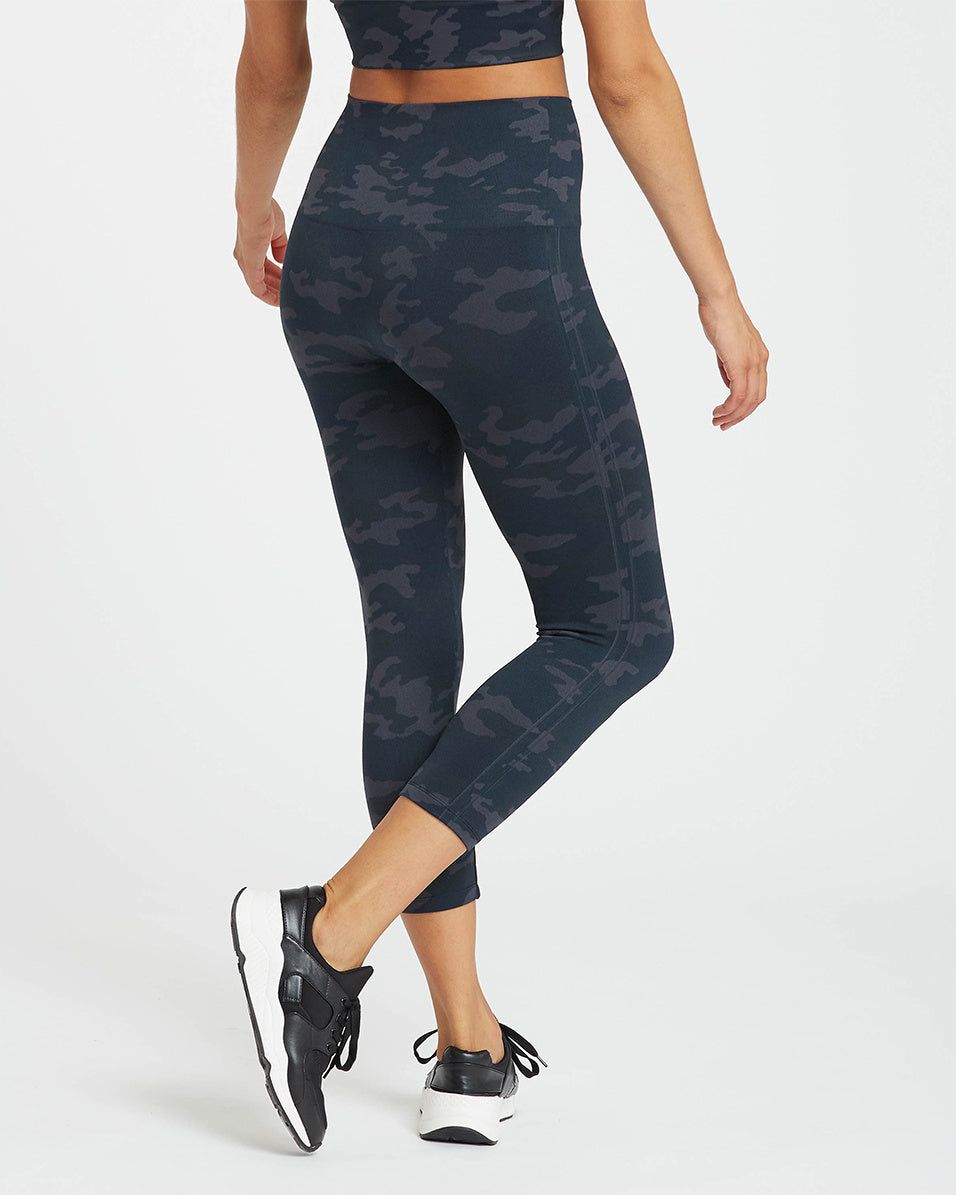 Look at Me Now Seamless Cropped Leggings sold by SPANX product image thumbnail 2