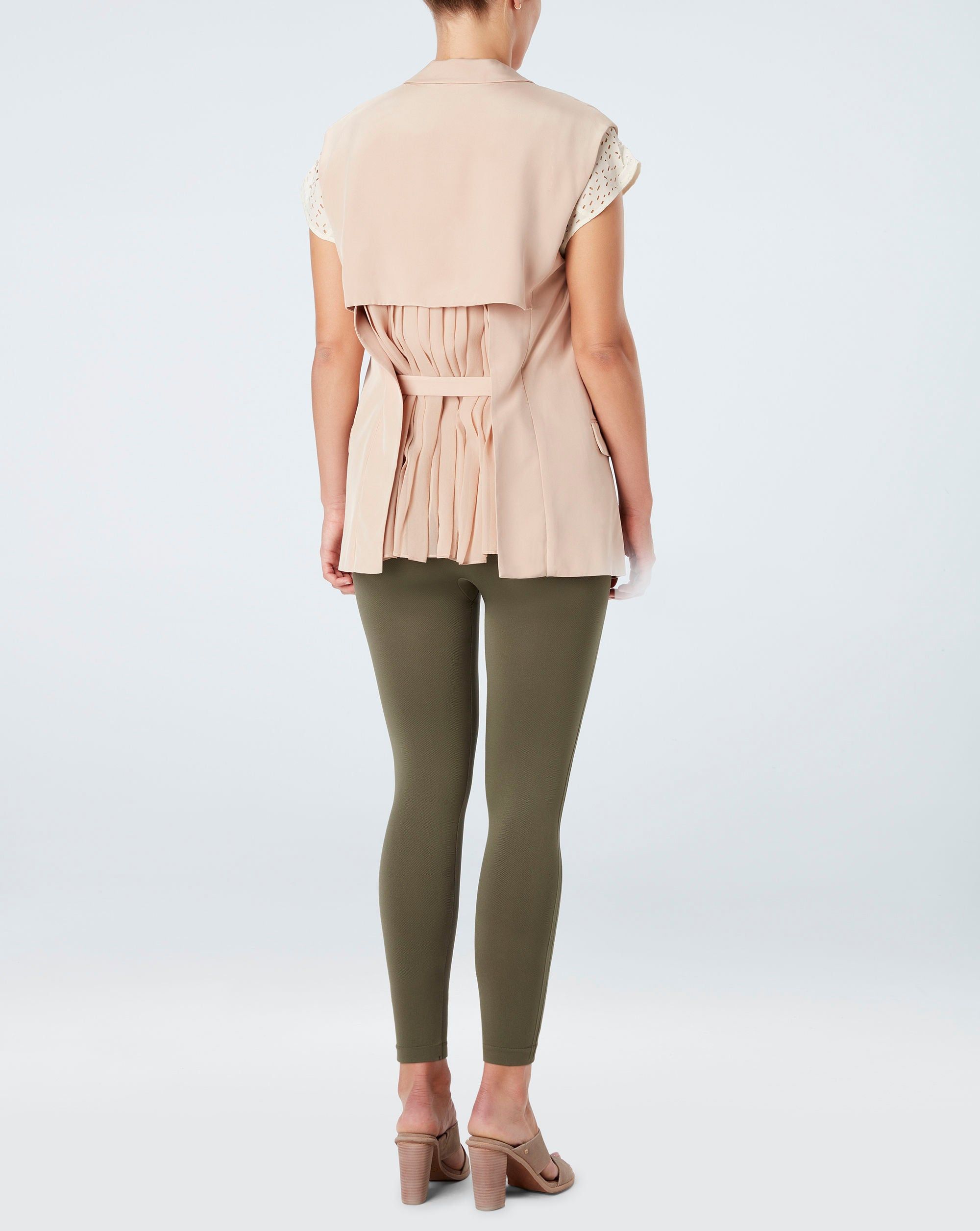 Look at Me Now Seamless Cropped Leggings sold by SPANX product image thumbnail 34
