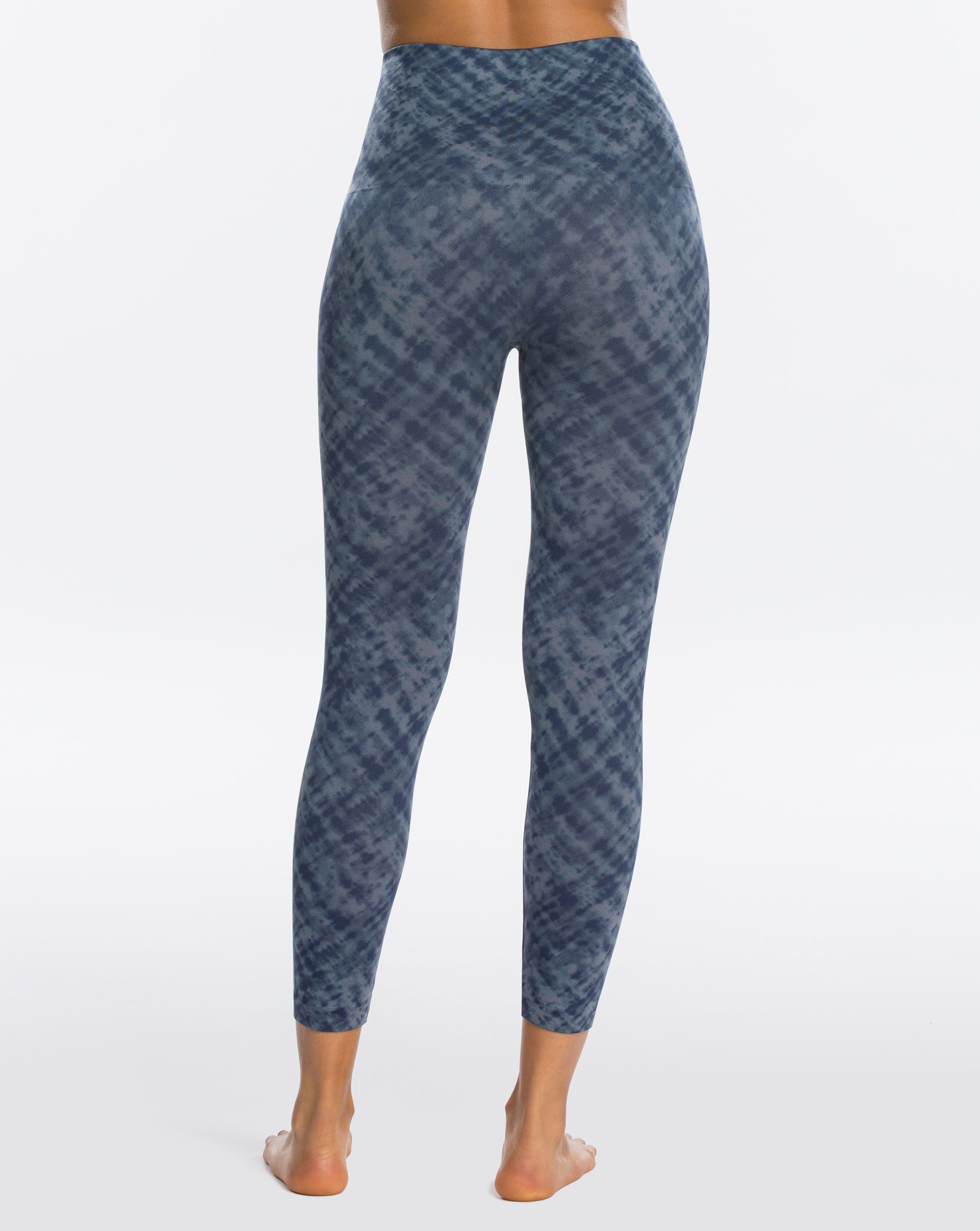Look at Me Now Seamless Cropped Leggings sold by SPANX product image thumbnail 28