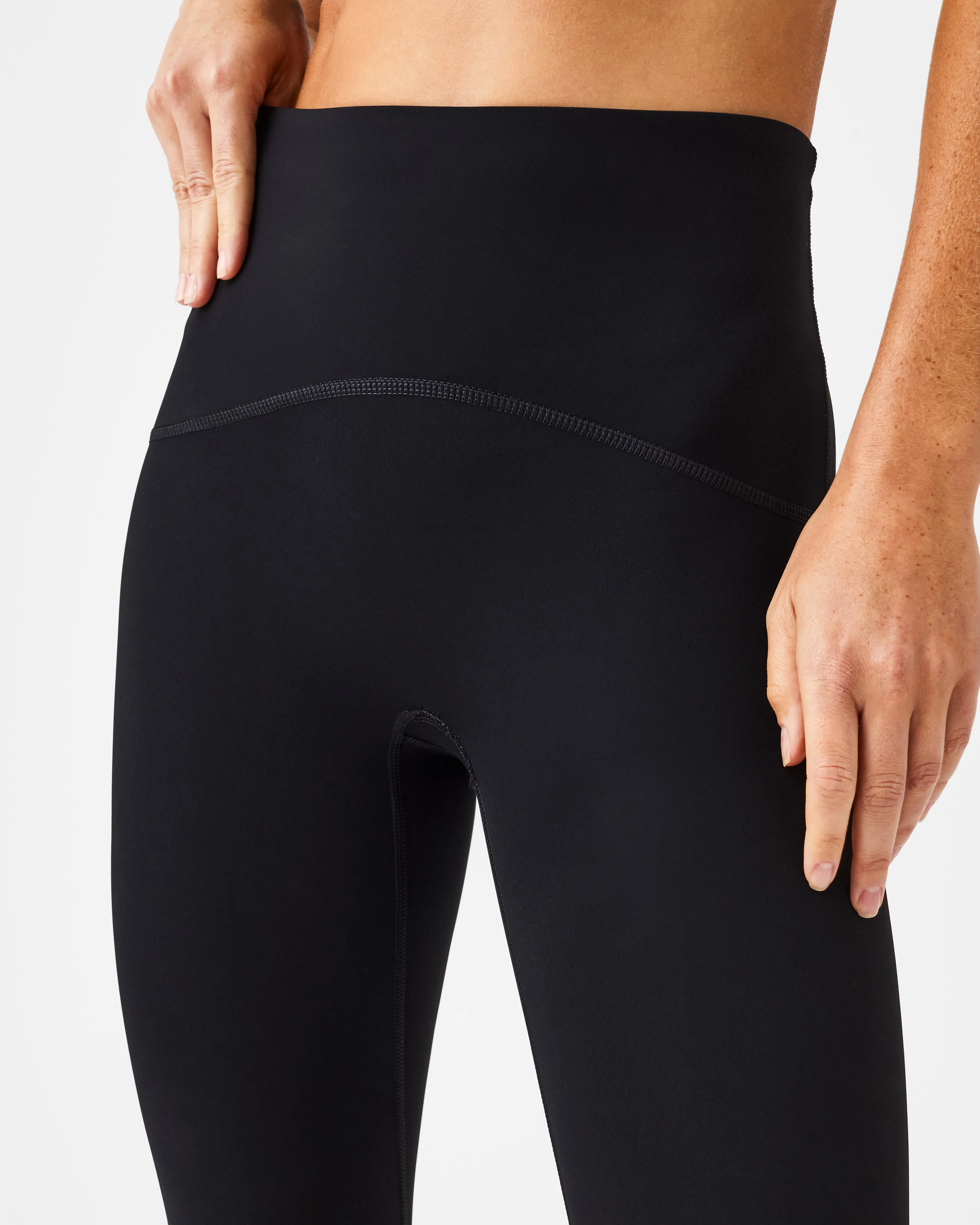 Booty Boost® Active 7/8 Leggings sold by SPANX product image thumbnail 5