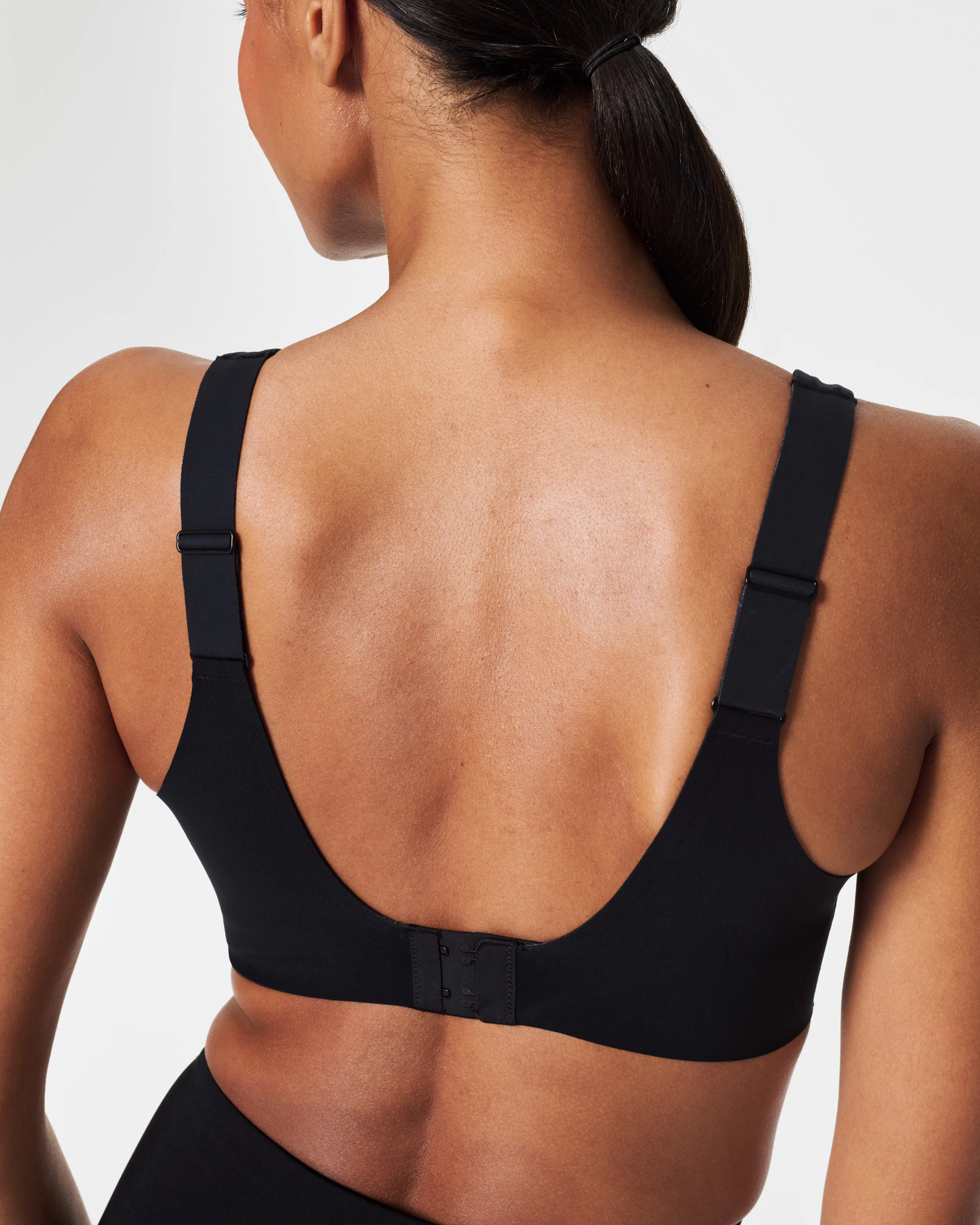 FlexFeel Low Impact Sports Bra sold by SPANX product image thumbnail 4