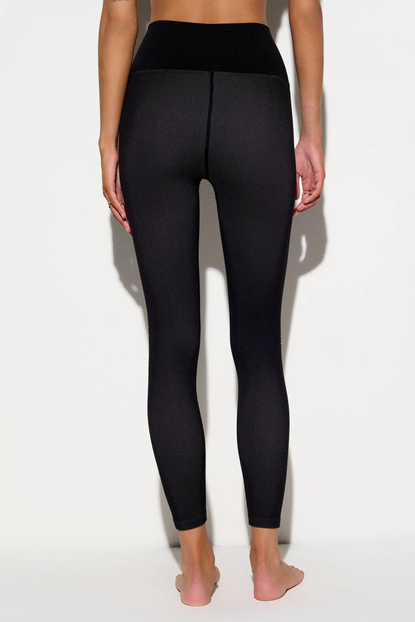 Seamless Icon Legging sold by Spiritual Gangster product image thumbnail 4