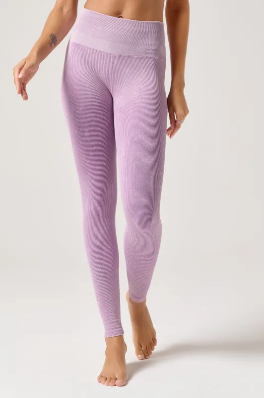 Seamless Love Legging made by Spiritual Gangster