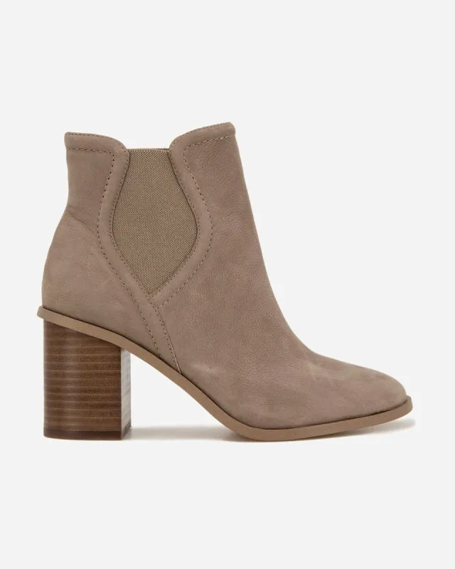 Maisie Chelsea Boot in Beige sold by Splendid