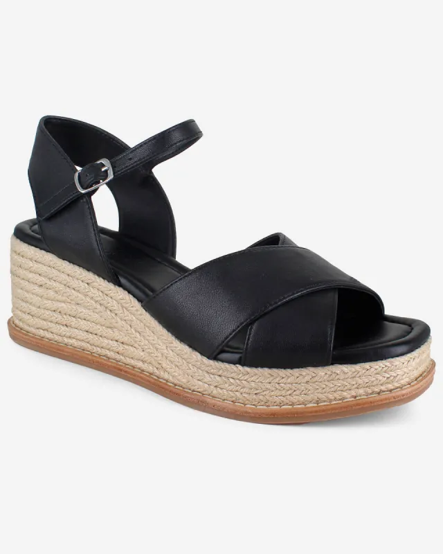 Danny Wedge in Black sold by Splendid