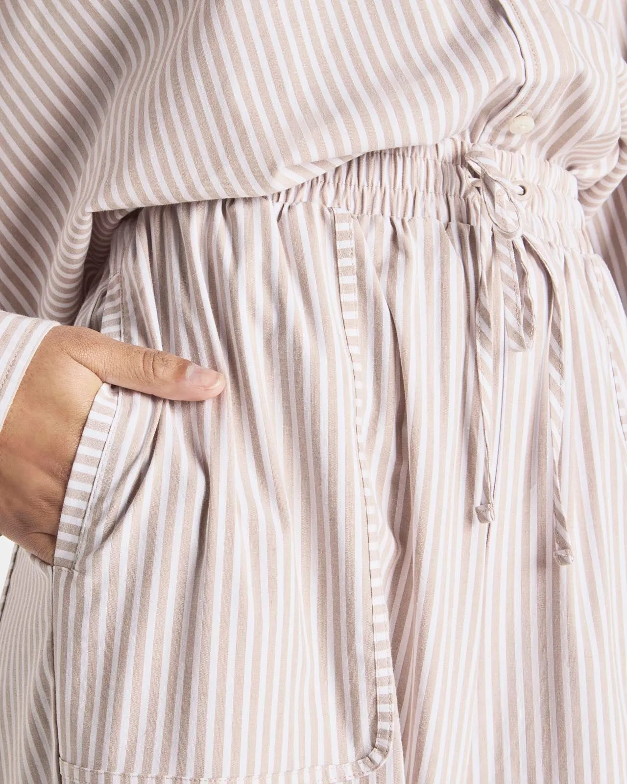 Splendid x @Cellajaneblog Poplin Wide Leg Pant sold by Splendid product image thumbnail 4