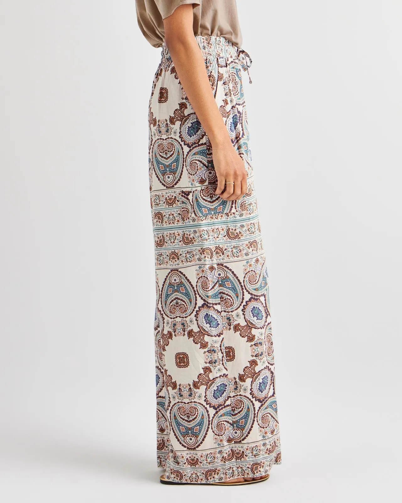 Venice Pant sold by Splendid product image thumbnail 5