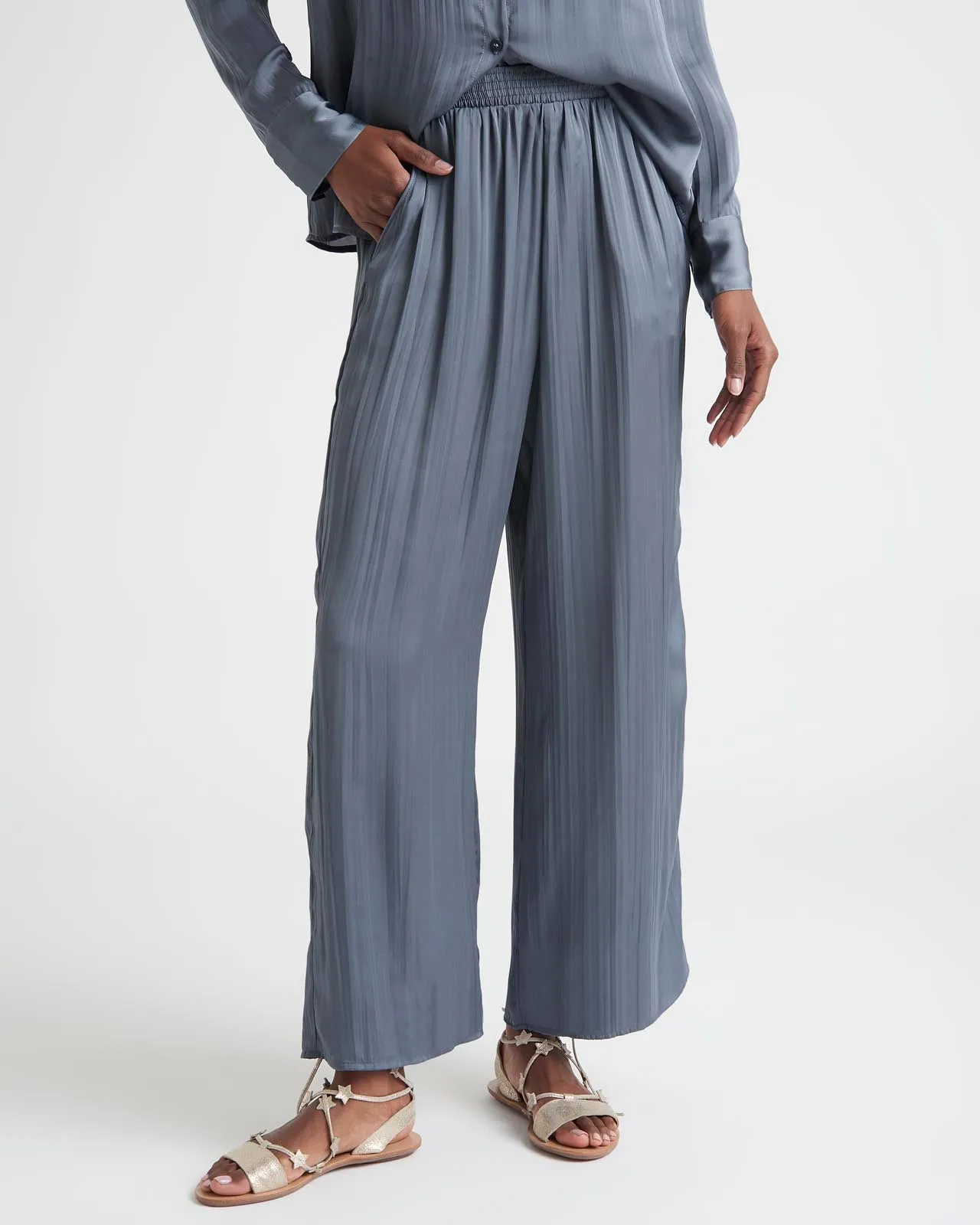 Splendid x Cella Jane Crinkle Pant sold by Splendid product image thumbnail 2