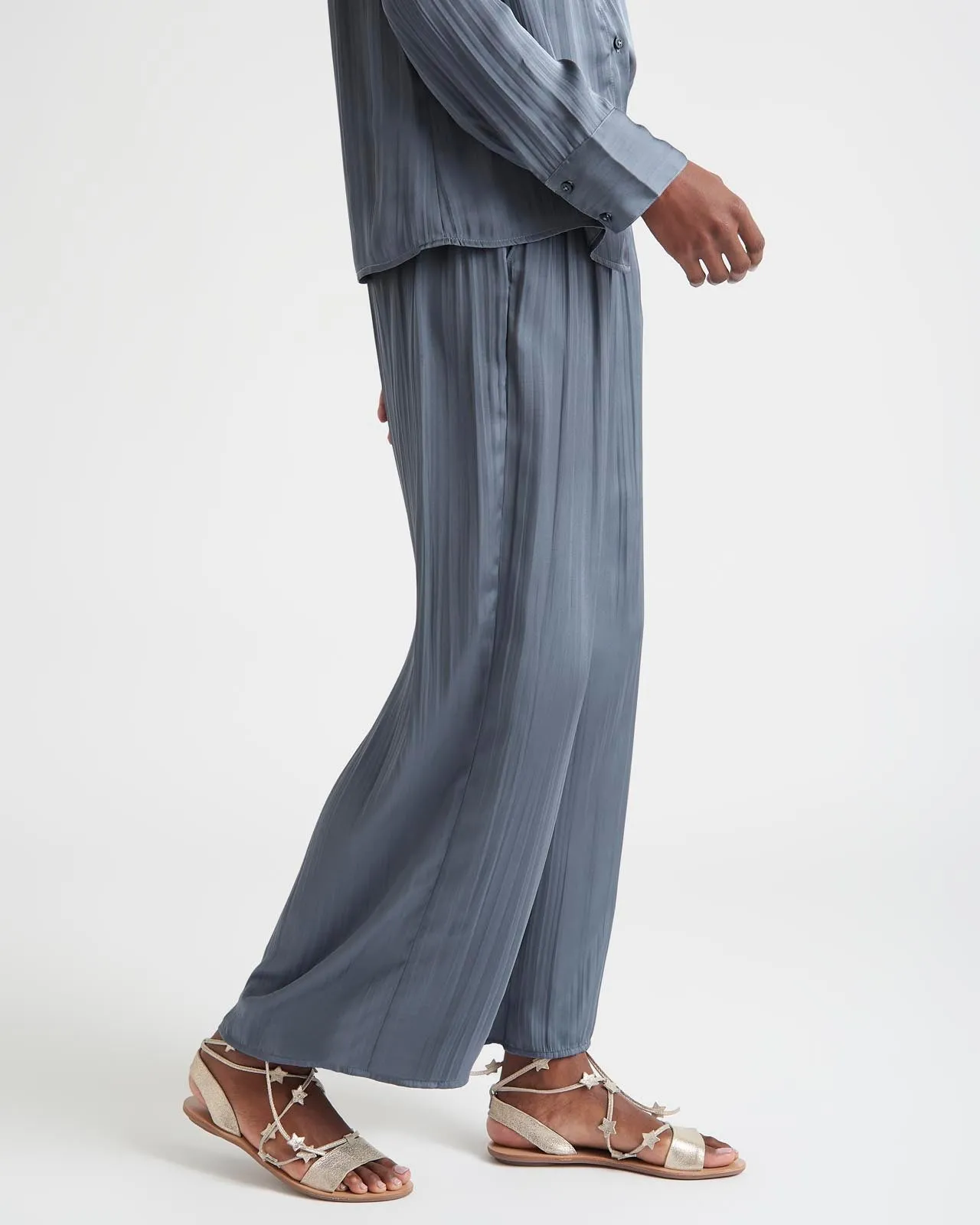 Splendid x Cella Jane Crinkle Pant sold by Splendid product image thumbnail 4