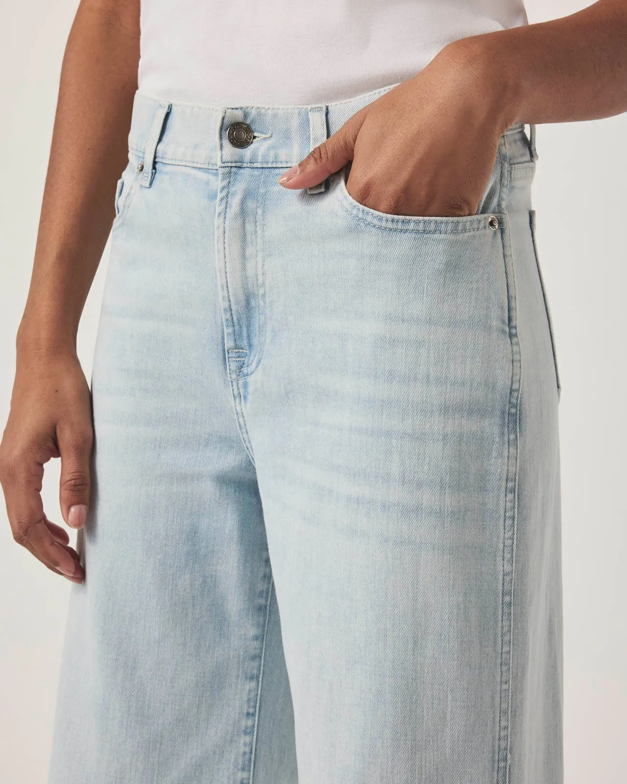 Cropped Slim Palazzo Jean sold by Splendid product image thumbnail 5