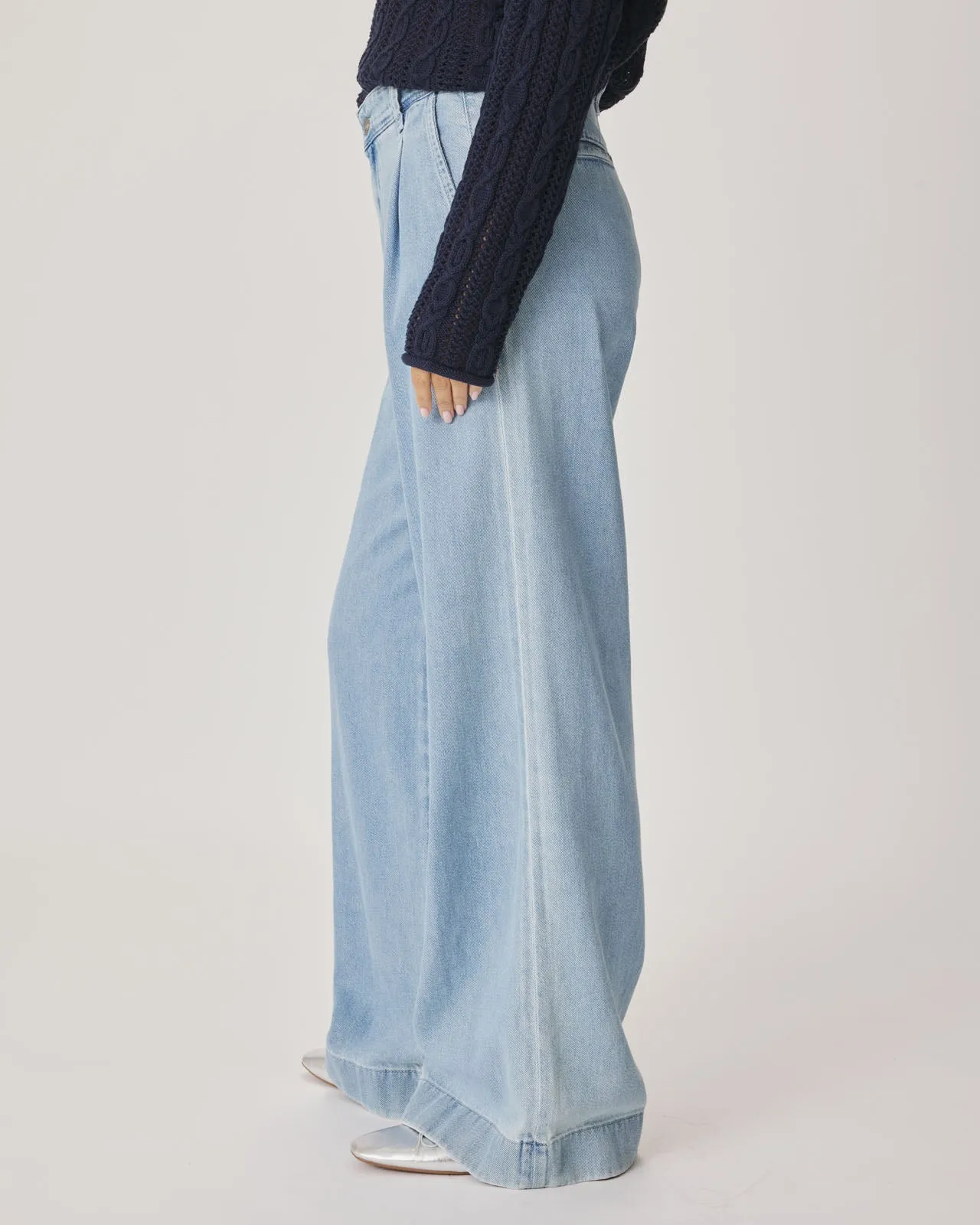 Suki Denim Trouser in Light Wash sold by Splendid product image thumbnail 4