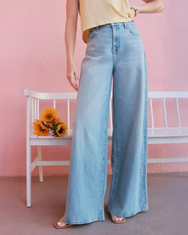 Ravyn Cuffed Wide Leg Jean in Light Wash sold by Splendid