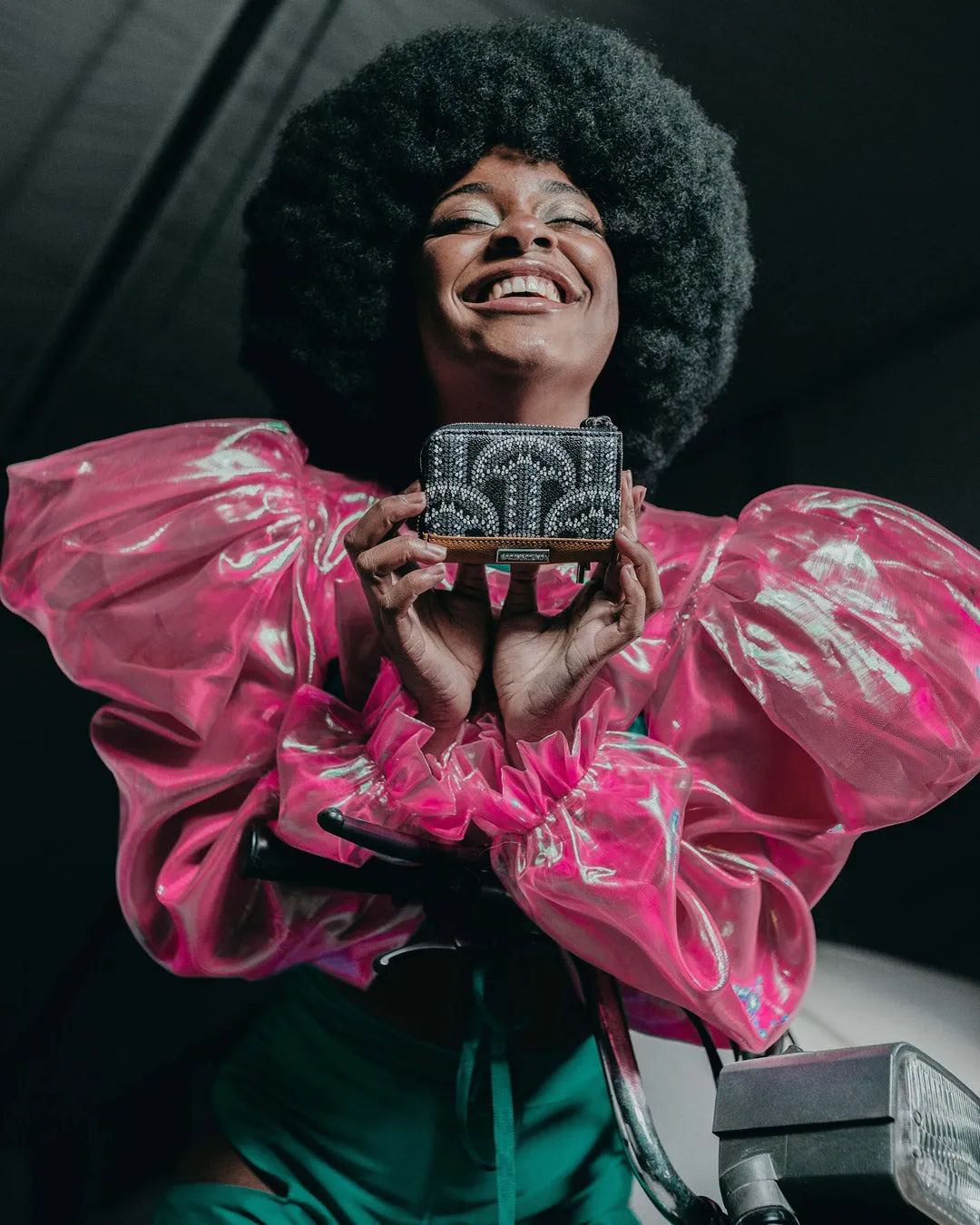 HENNY AIR TO THE THRONE CROSSOVER CLUTCH sold by Sprayground product image thumbnail 2