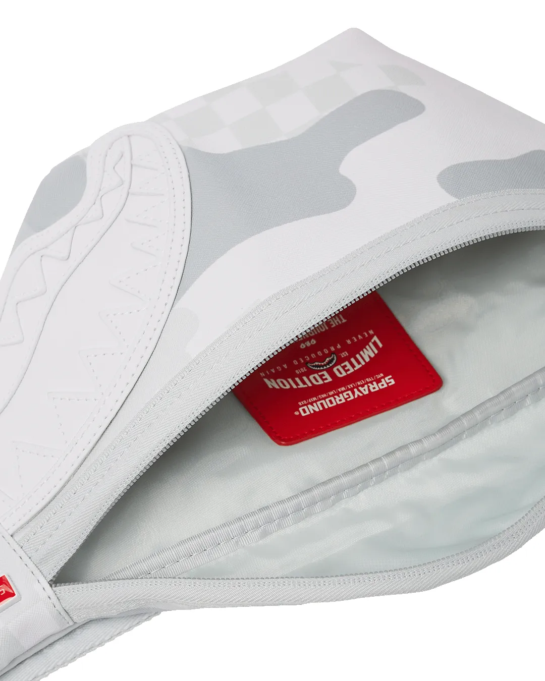 3AM LE BLANC SAVVY CROSSBODY sold by Sprayground product image thumbnail 5