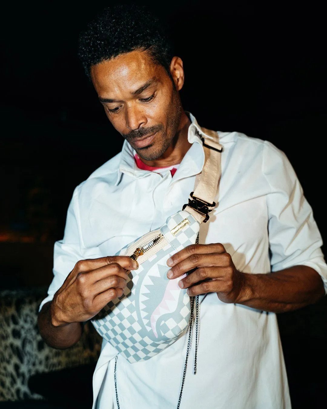 ROSE ALL DAY LA PALAIS SAVVY CROSSBODY sold by Sprayground product image thumbnail 2