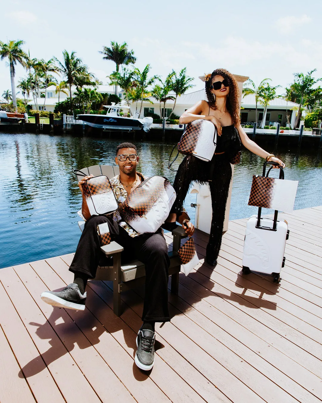 SPRAYSHARKS WORLDWIDE CROSSOVER CLUTCH W/ SHOULDER STRAP sold by Sprayground product image thumbnail 4