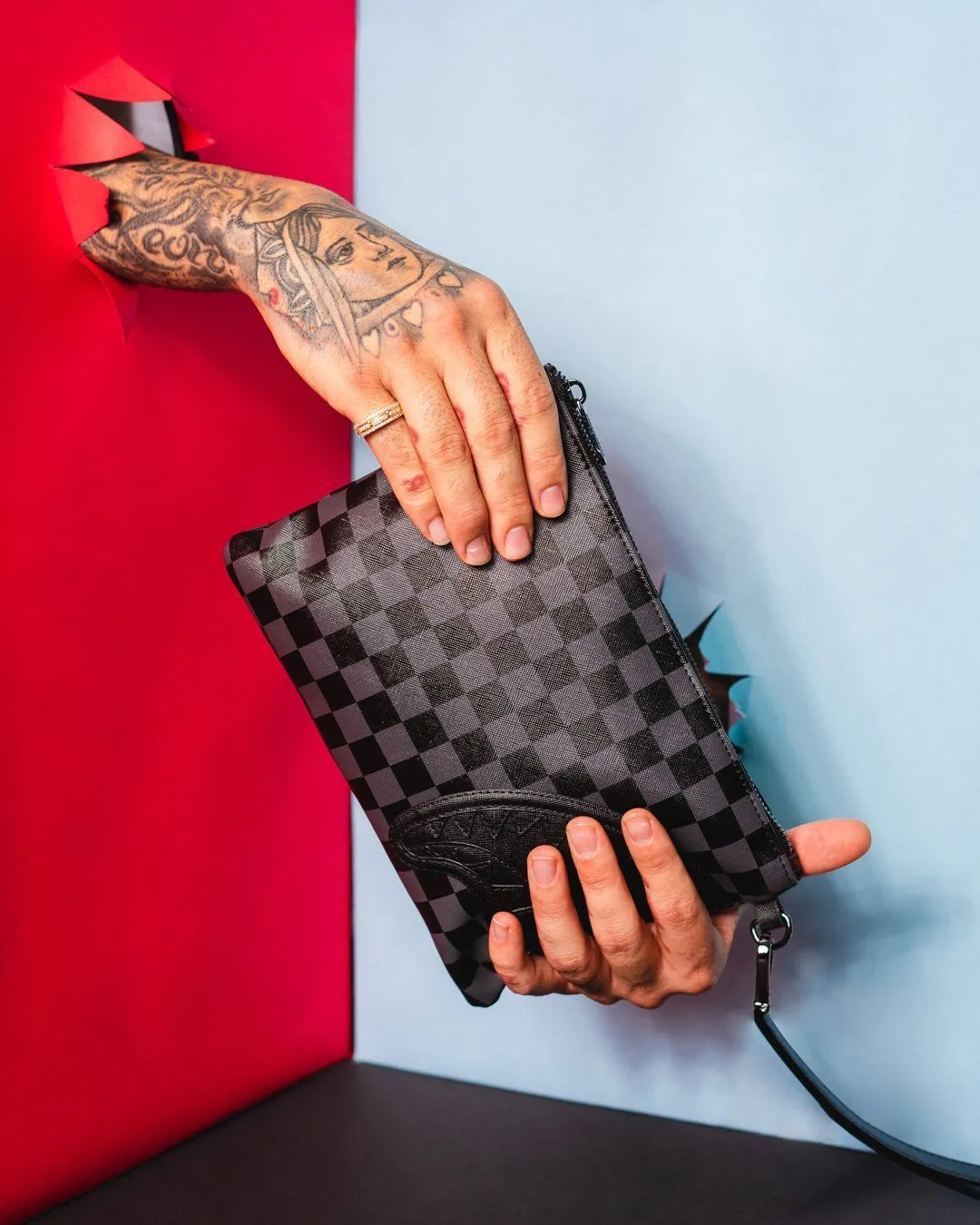 HENNY BLACK CROSSOVER CLUTCH sold by Sprayground product image thumbnail 2