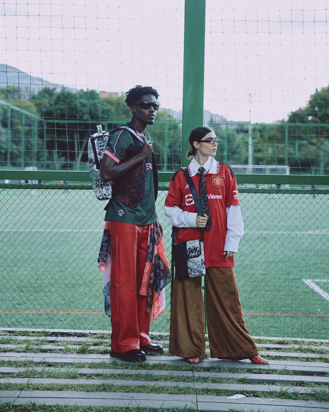 DARK WAVE MESSENGER BAG sold by Sprayground product image thumbnail 2