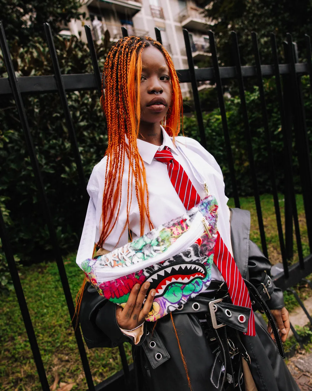 LE MONDE DES GRAFFITIS SAVVY CROSSBODY sold by Sprayground product image thumbnail 2