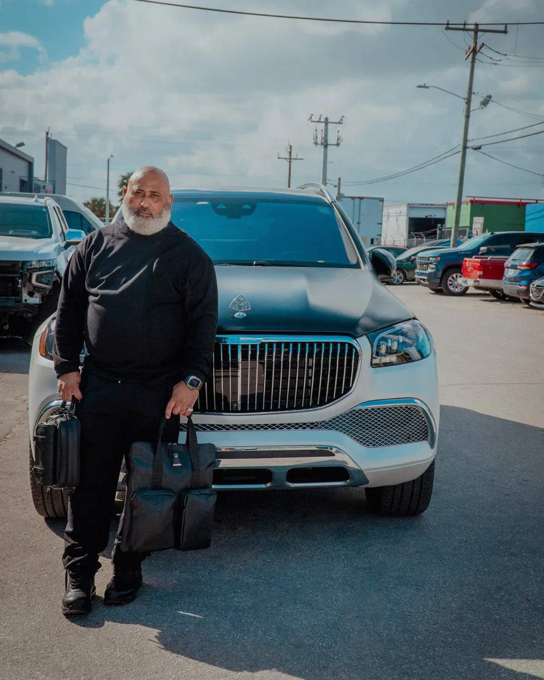 JAMES FIRST CLASS TYCOON TRAVELER CROSSOVER MESSENGER BAG sold by Sprayground product image thumbnail 2