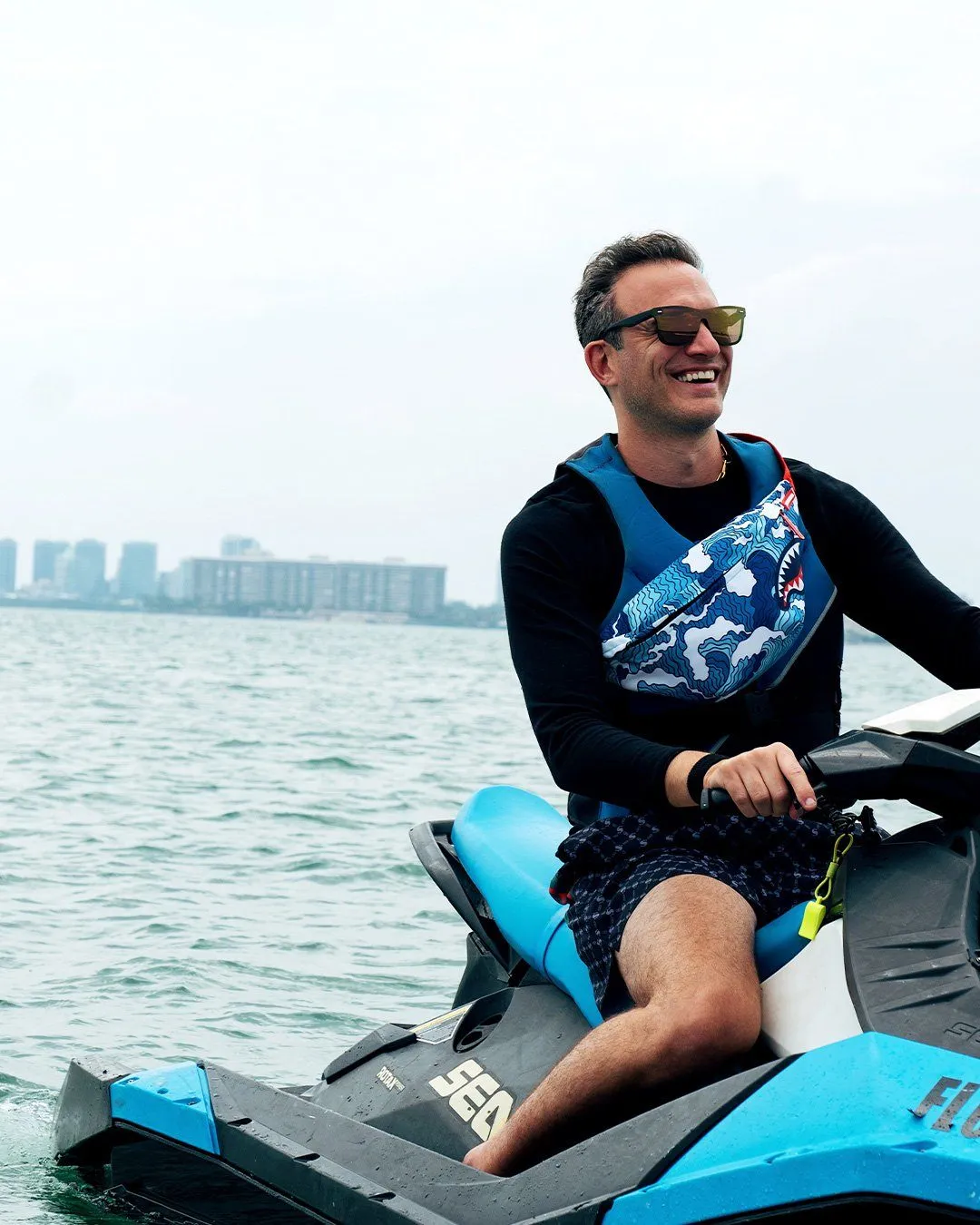 SHARK WAVE SAVVY CROSSBODY sold by Sprayground product image thumbnail 2