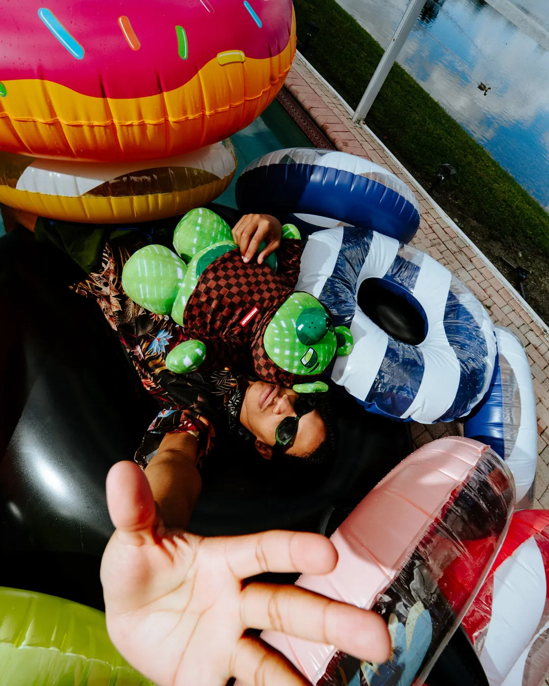 SHARKS IN PARIS FADE AWAY HOODIE MONEYBEAR TEDDYBEAR BACKPACK sold by Sprayground product image thumbnail 2