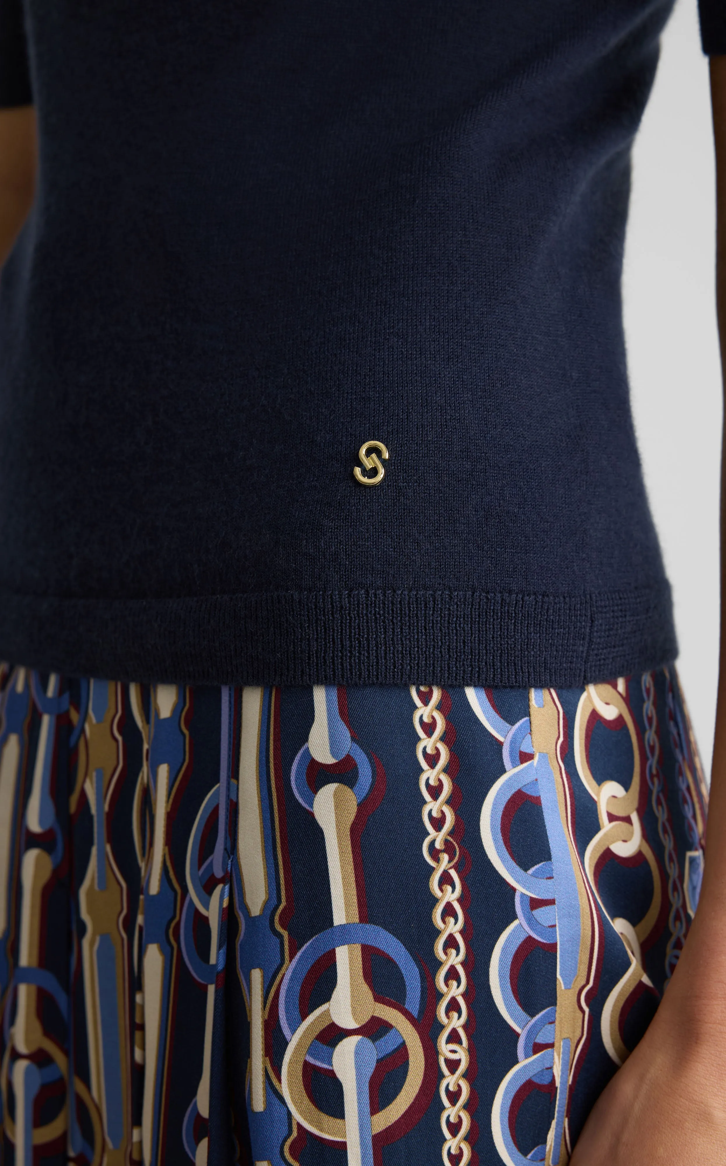 Mock Neck Sweater In Fine Gauge Cashmere sold by St. John product image thumbnail 5