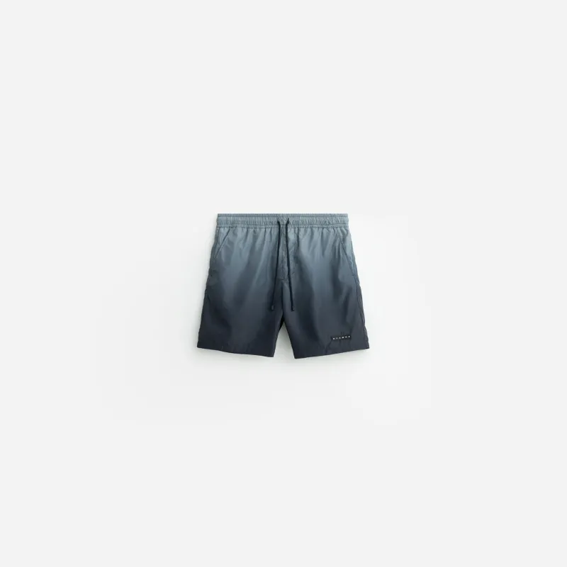 Gradient Trunk made by Stampd