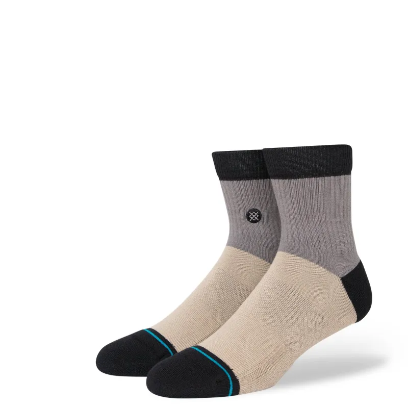 Camand Quarter Socks made by Stance