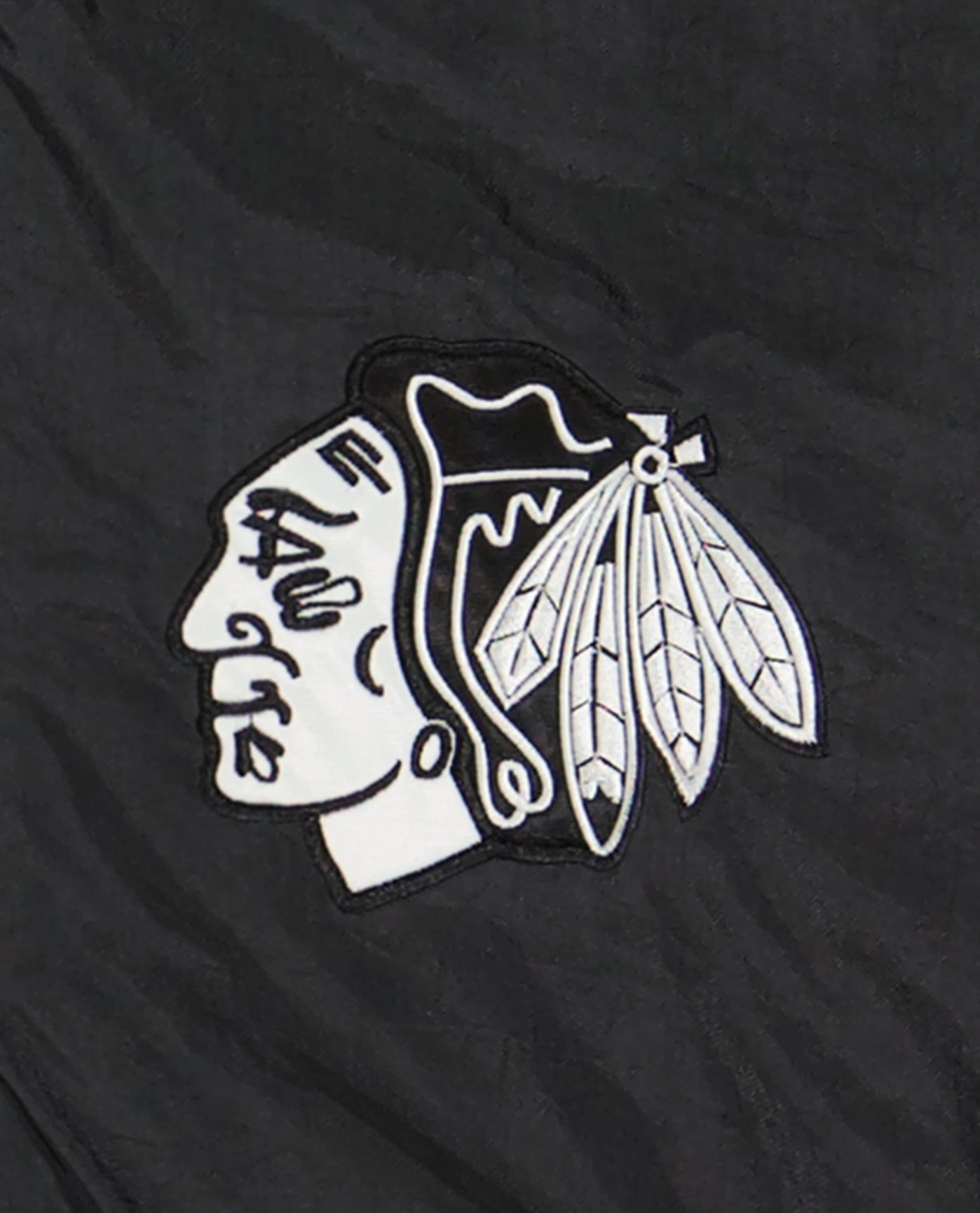 Chicago Blackhawks Pullover Half-Zip Hooded Prospect Jacket sold by Starter product image thumbnail 2