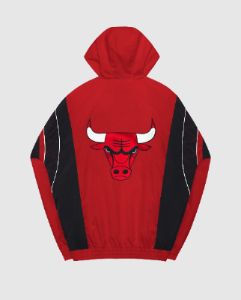 Chicago Bulls Home Team Half-Zip Jacket sold by Starter
