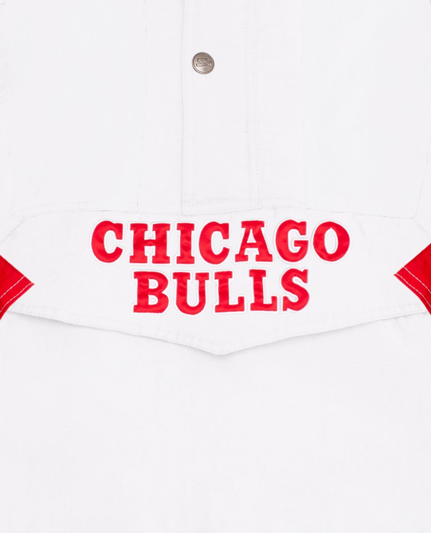 Chicago Bulls Hooded Nylon Half-Zip Jacket sold by Starter product image thumbnail 2