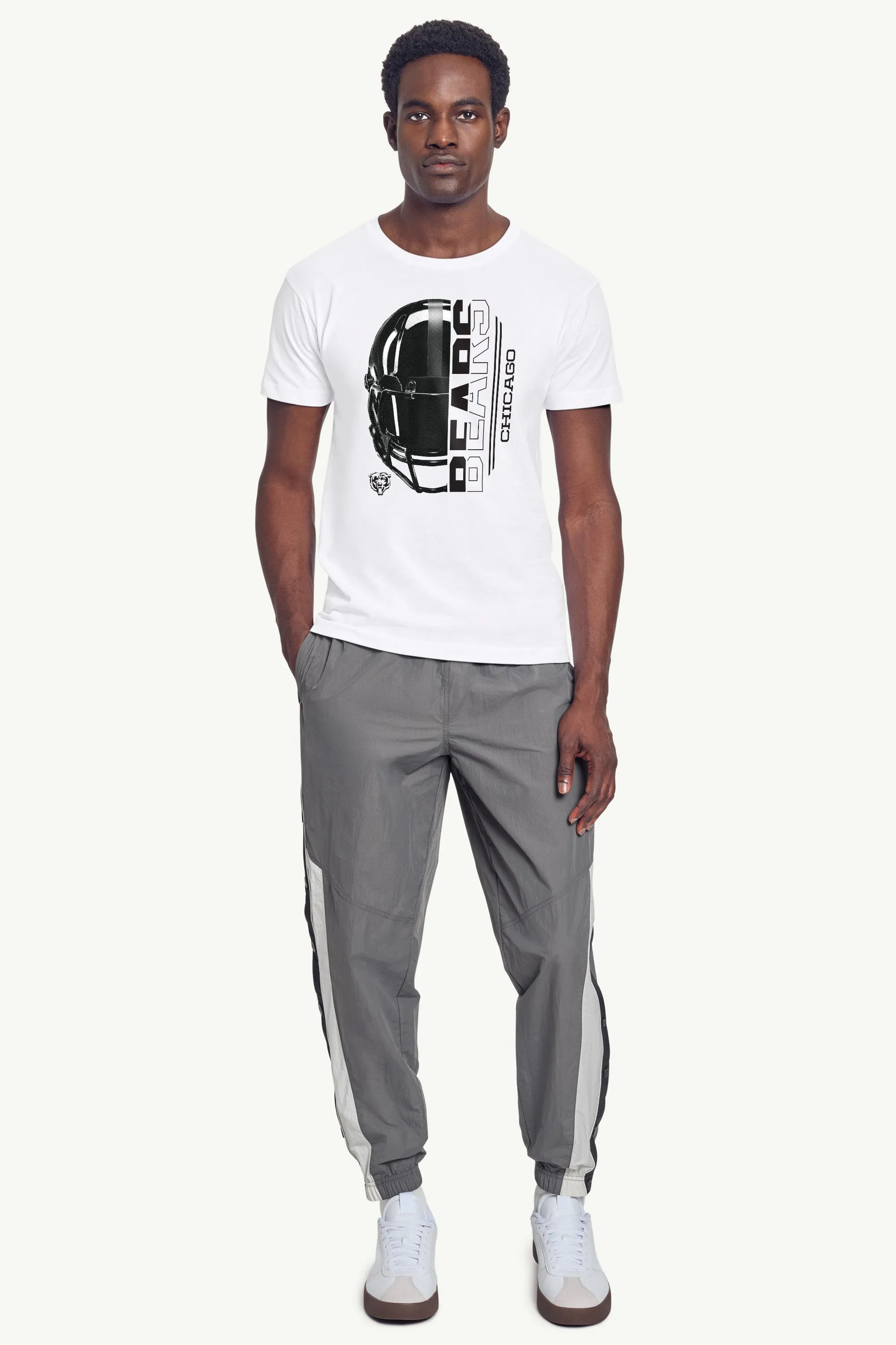 MENS CHICAGO BEARS HALF HELMET T SHIRT sold by Starter product image thumbnail 3