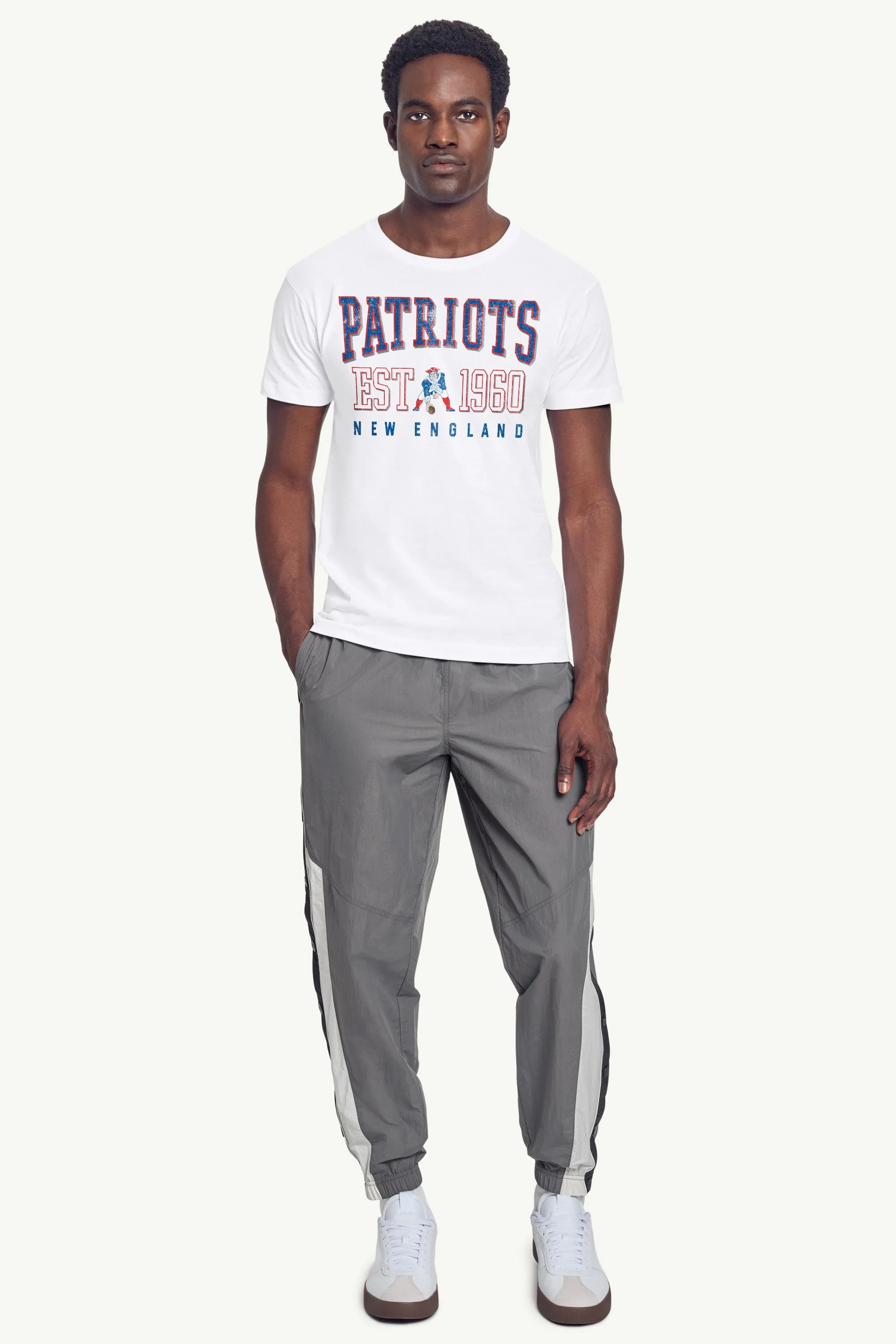 MENS NEW ENGLAND PATRIOTS RETRO T SHIRT sold by Starter product image thumbnail 3