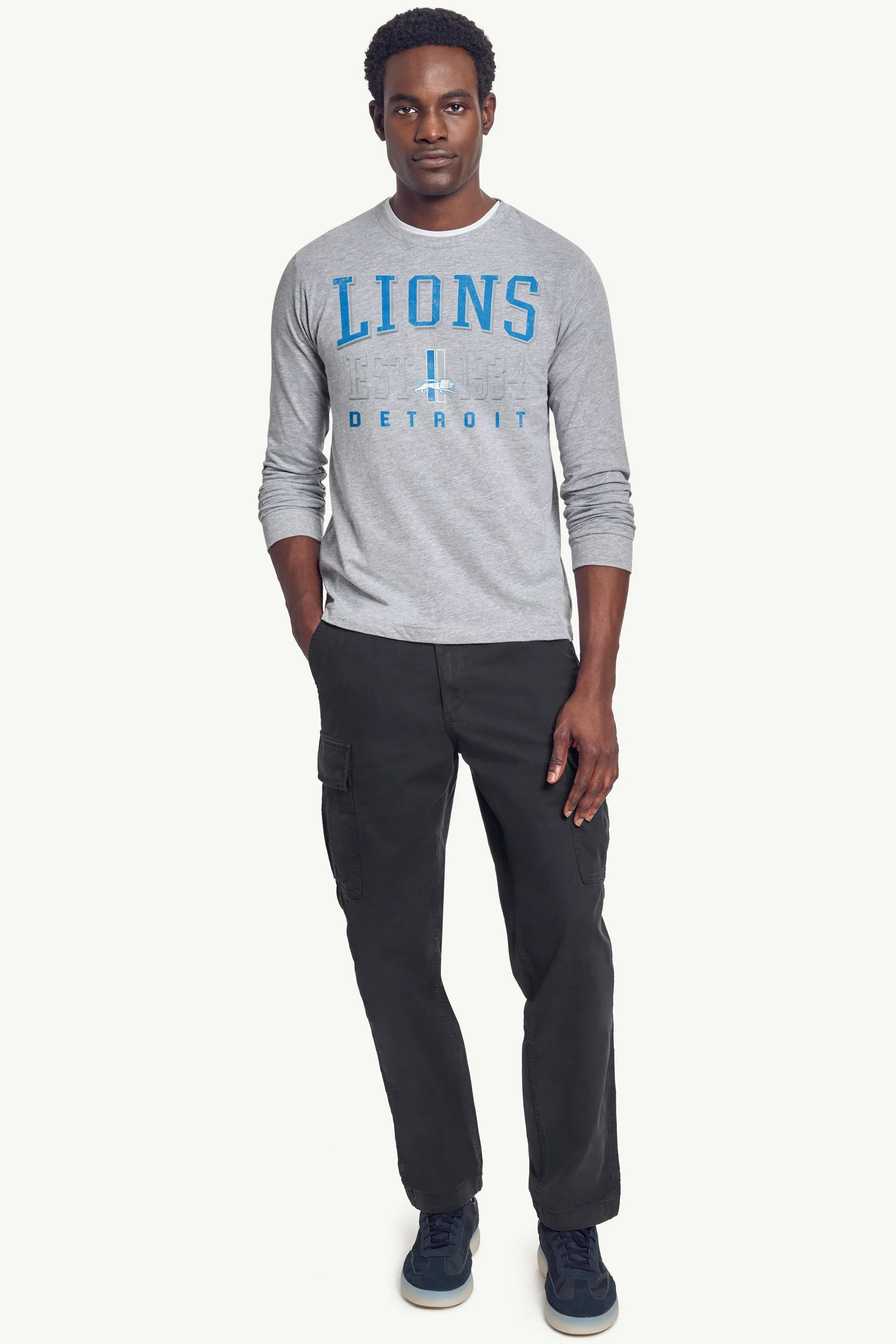 MENS DETROIT LIONS RETRO LONG SLEEVE T SHIRT sold by Starter product image thumbnail 2