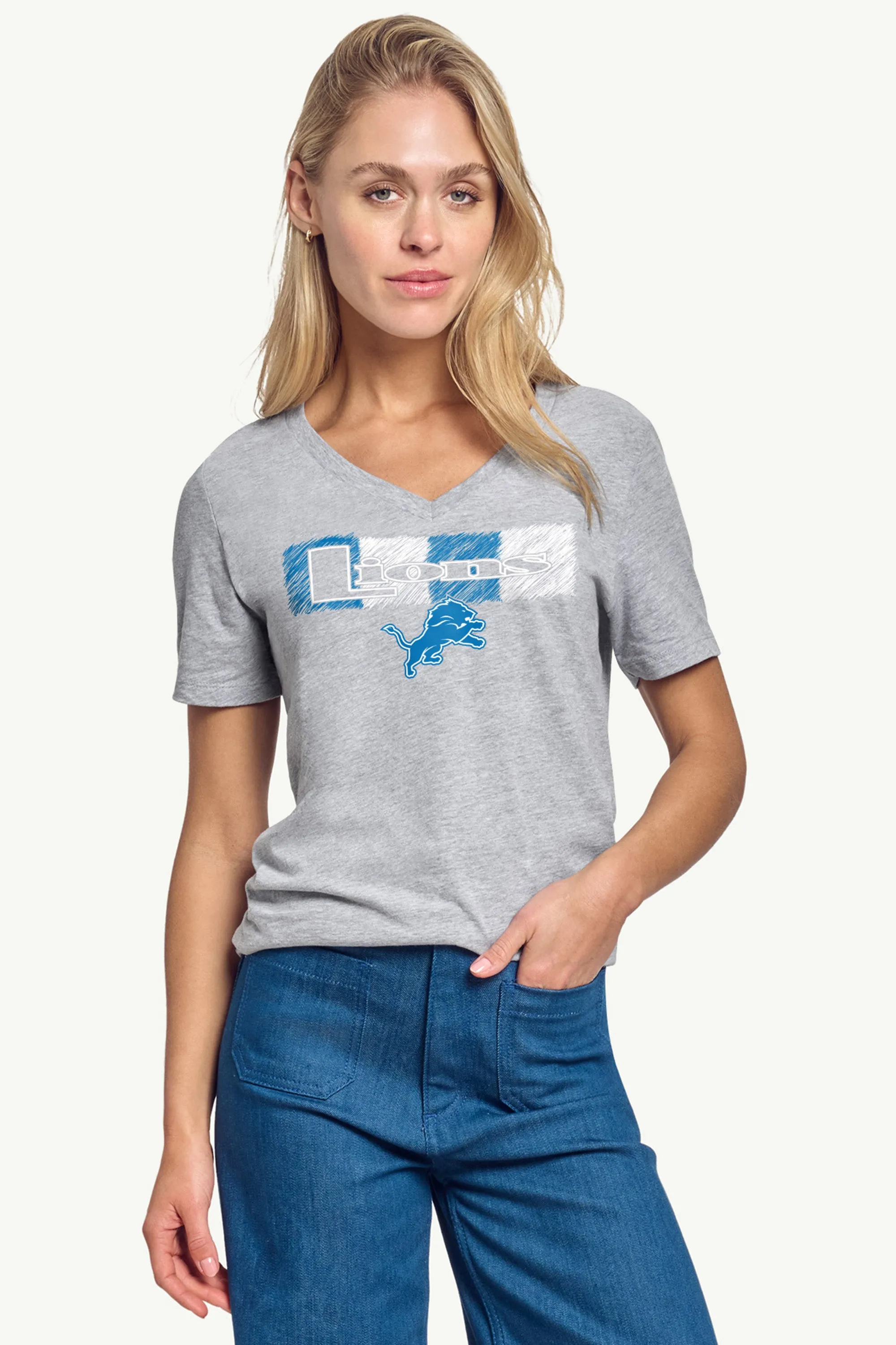 WOMENS DETROIT LIONS COLOR SHADING V-NECK T SHIRT sold by Starter product image thumbnail 3