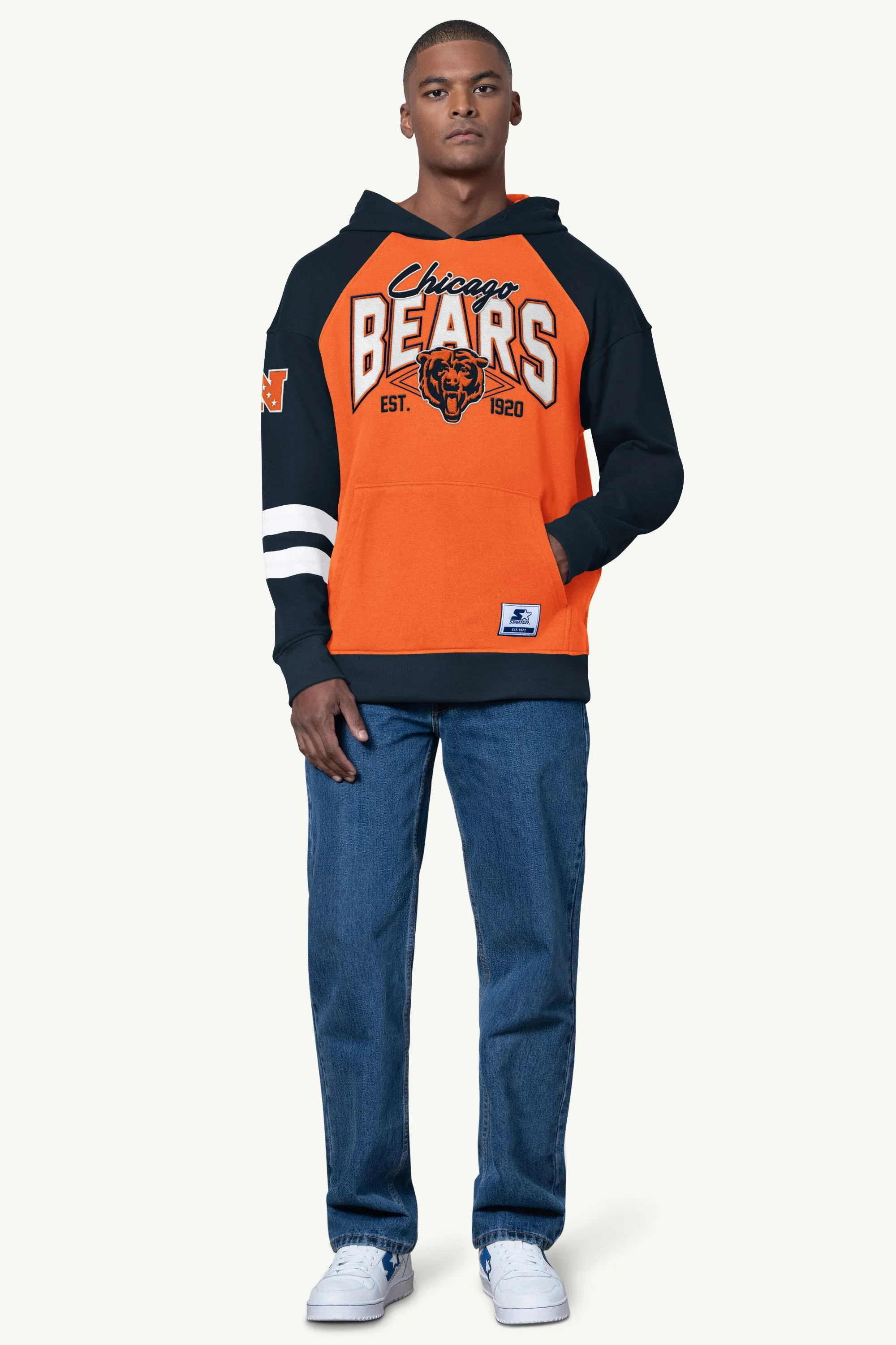 MENS CHICAGO BEARS INTERCEPTION COLORBLOCK HOODIE sold by Starter product image thumbnail 2